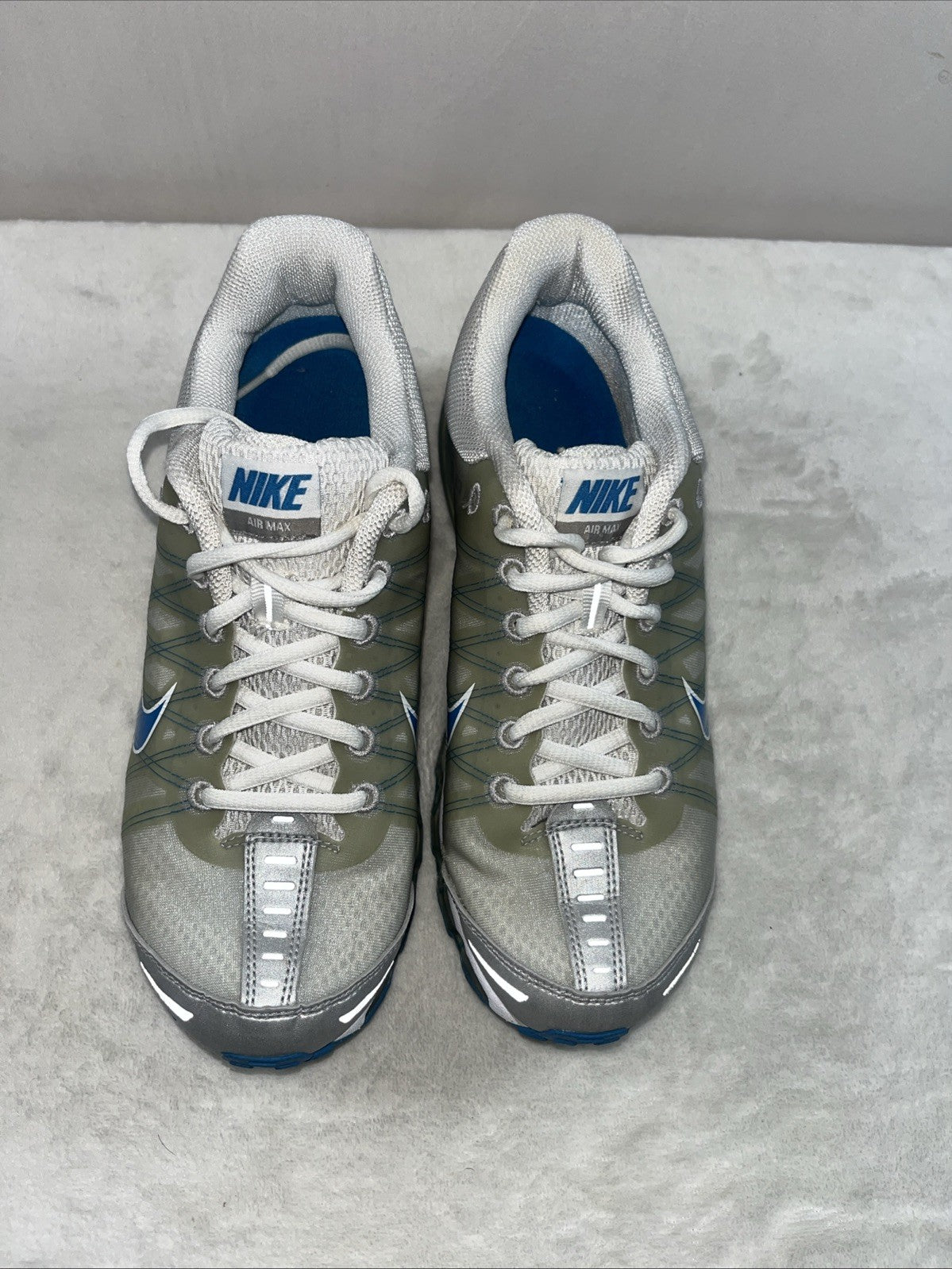 Nike Air Max Womens Performance Silver Running Athletic Gym Shoes Sneakers 7.5