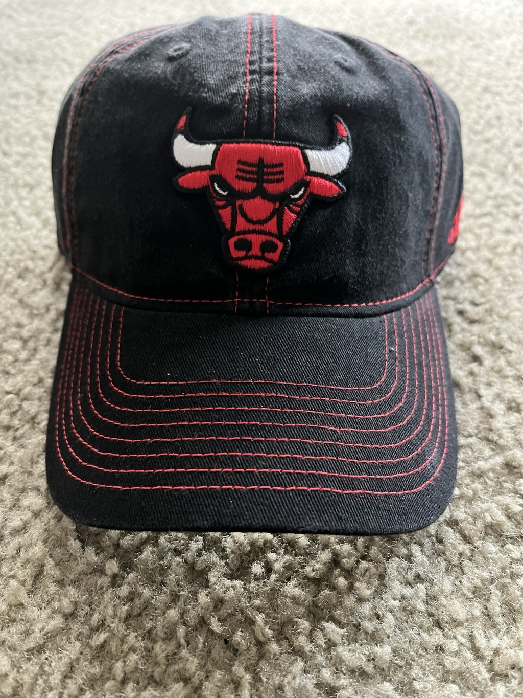 Adidas Chicago Bulls Baseball Cap Black And Red Ajustable Back