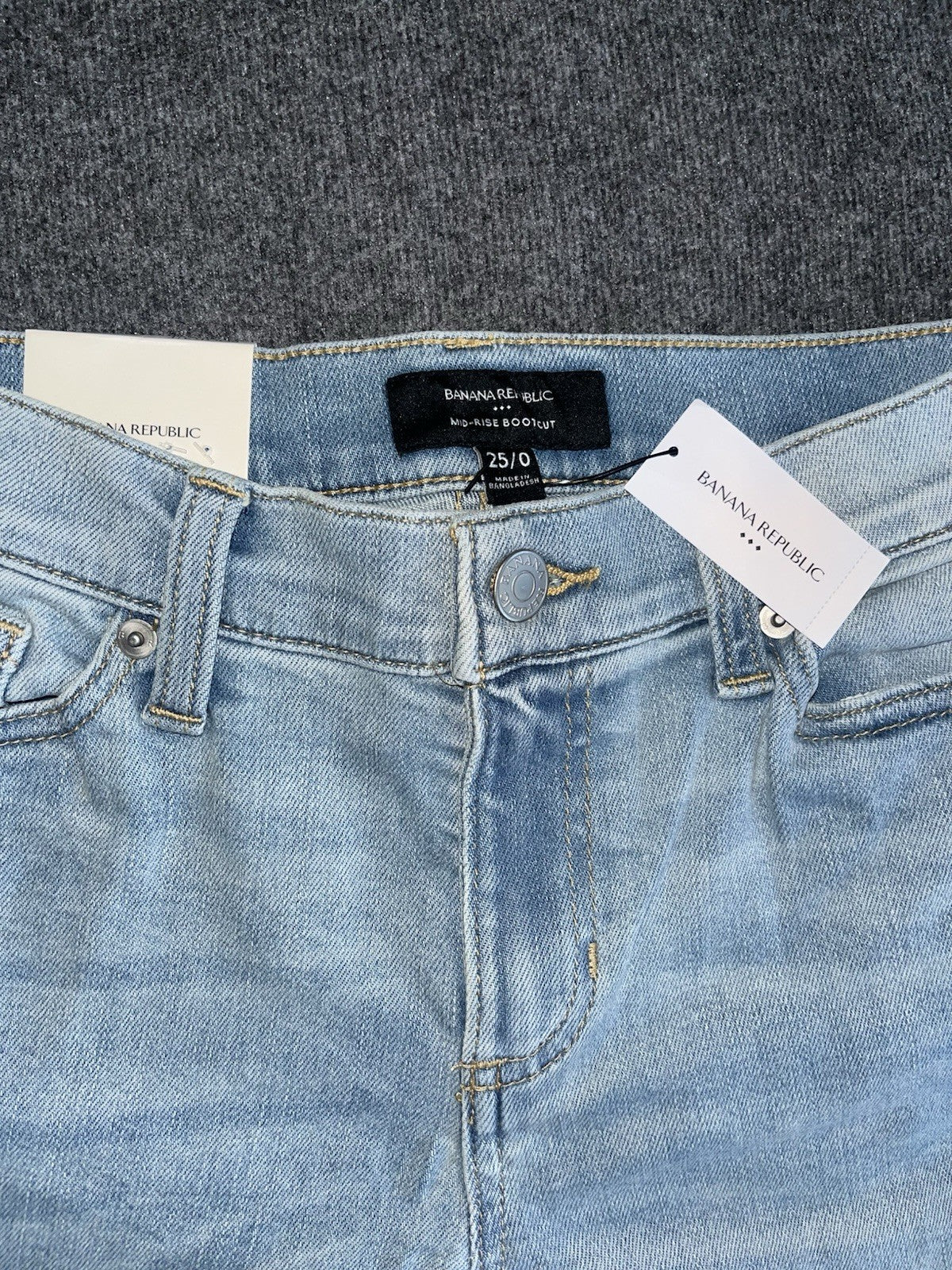 Banana Republic Women’s Jean Mid Rise Bootcut Denim 26/0 Button Zipper 