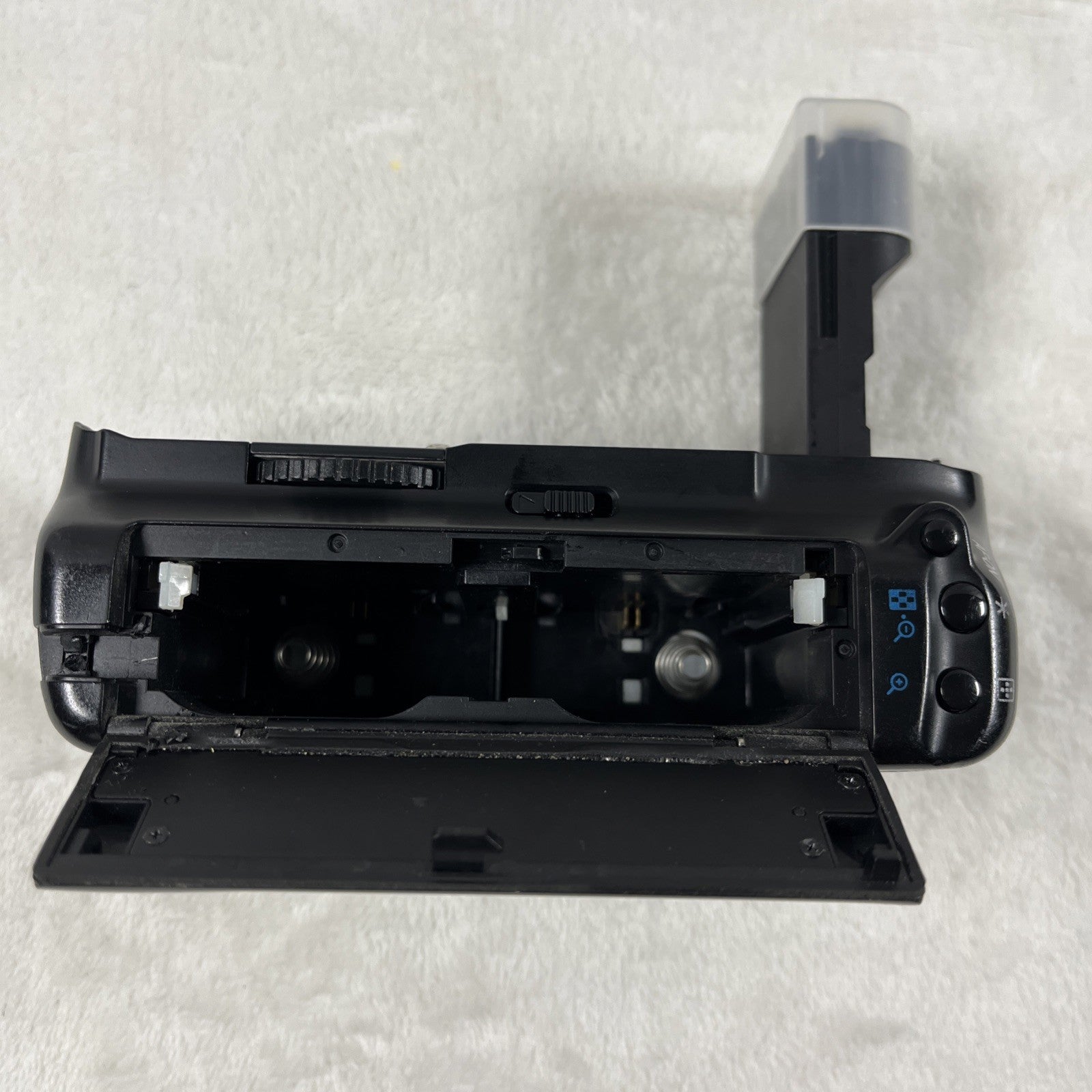 Zeikos ZE-CBG7D Battery Grip for Canon 7D - UNTESTED