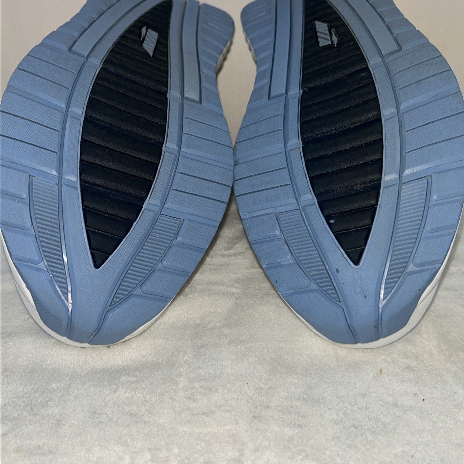 Avia Women’s Athletic Walking And Toning Shoes White Blue Size 8.5 