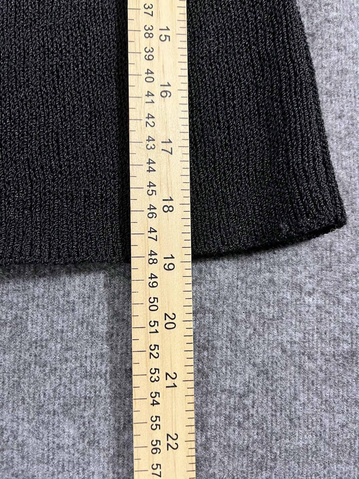 Fern Wayne Black Cashmere Pullover Vest Women’s Black Size Small