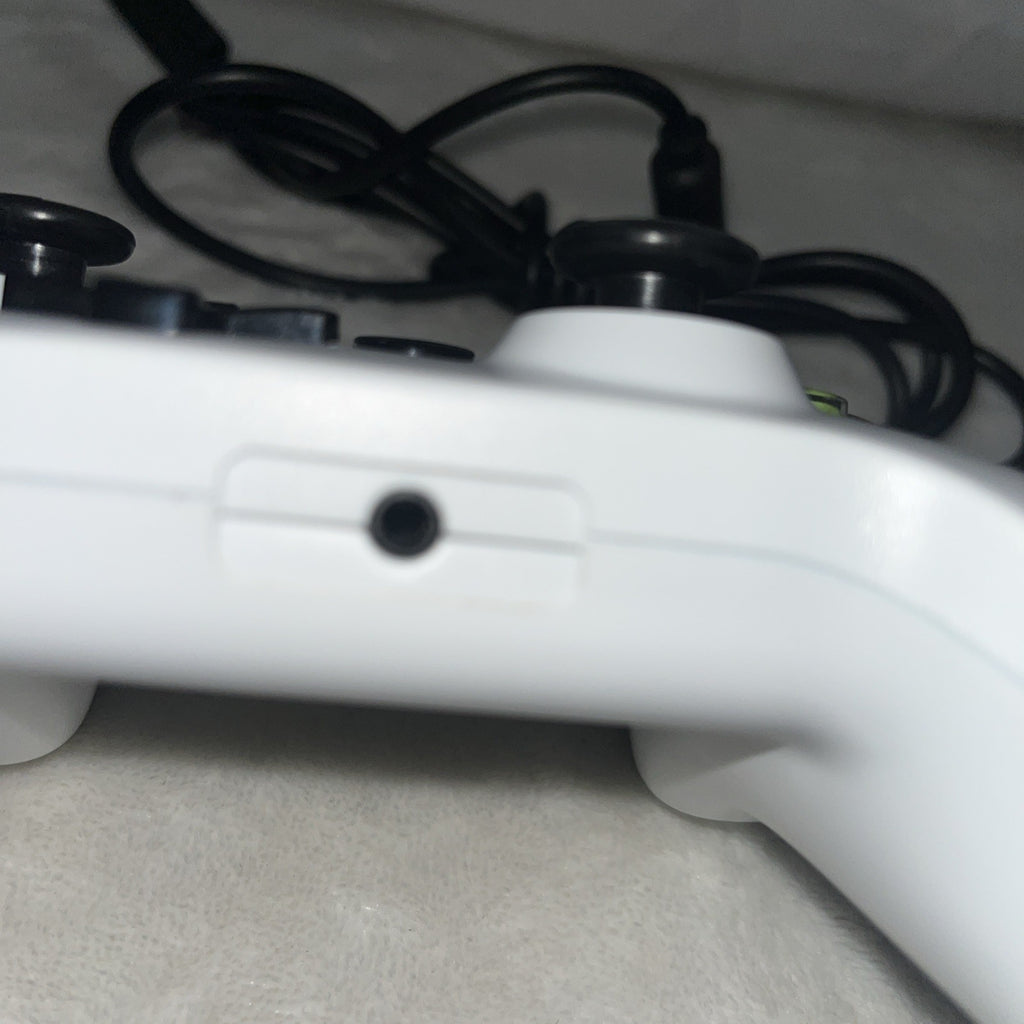 Xbox 360 Voyee Controller White NJ313 4 Channel White Untested