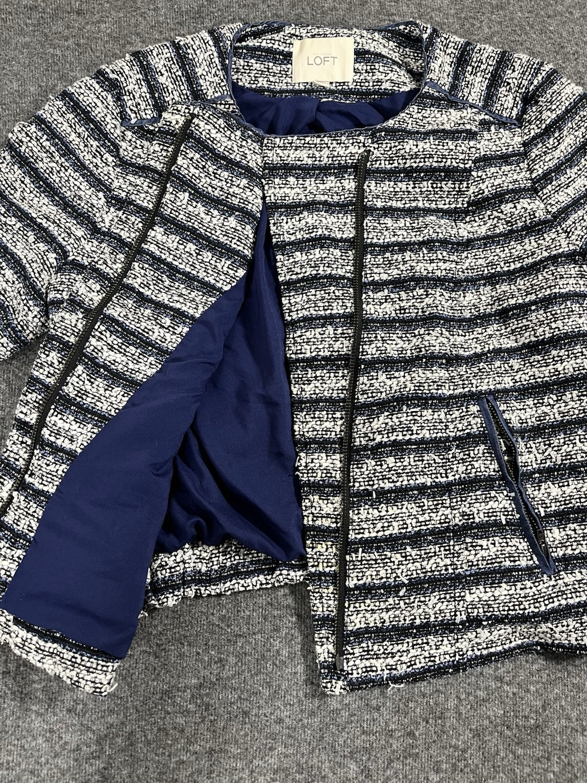 Ann Taylor Loft Blue Two Tone Striped Zip Front Blazer Jacket Collarless Size 2