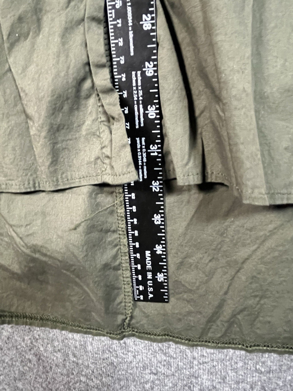 Boohoo cinched-waist shirt dress in olive green Women Size 14 