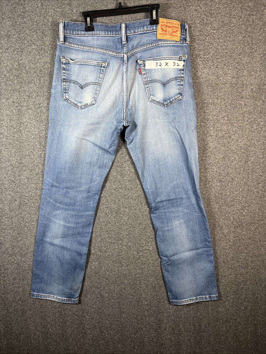 Levi’s 541 light blue denim jeans size 32×32 button zipper fly relaxed fit