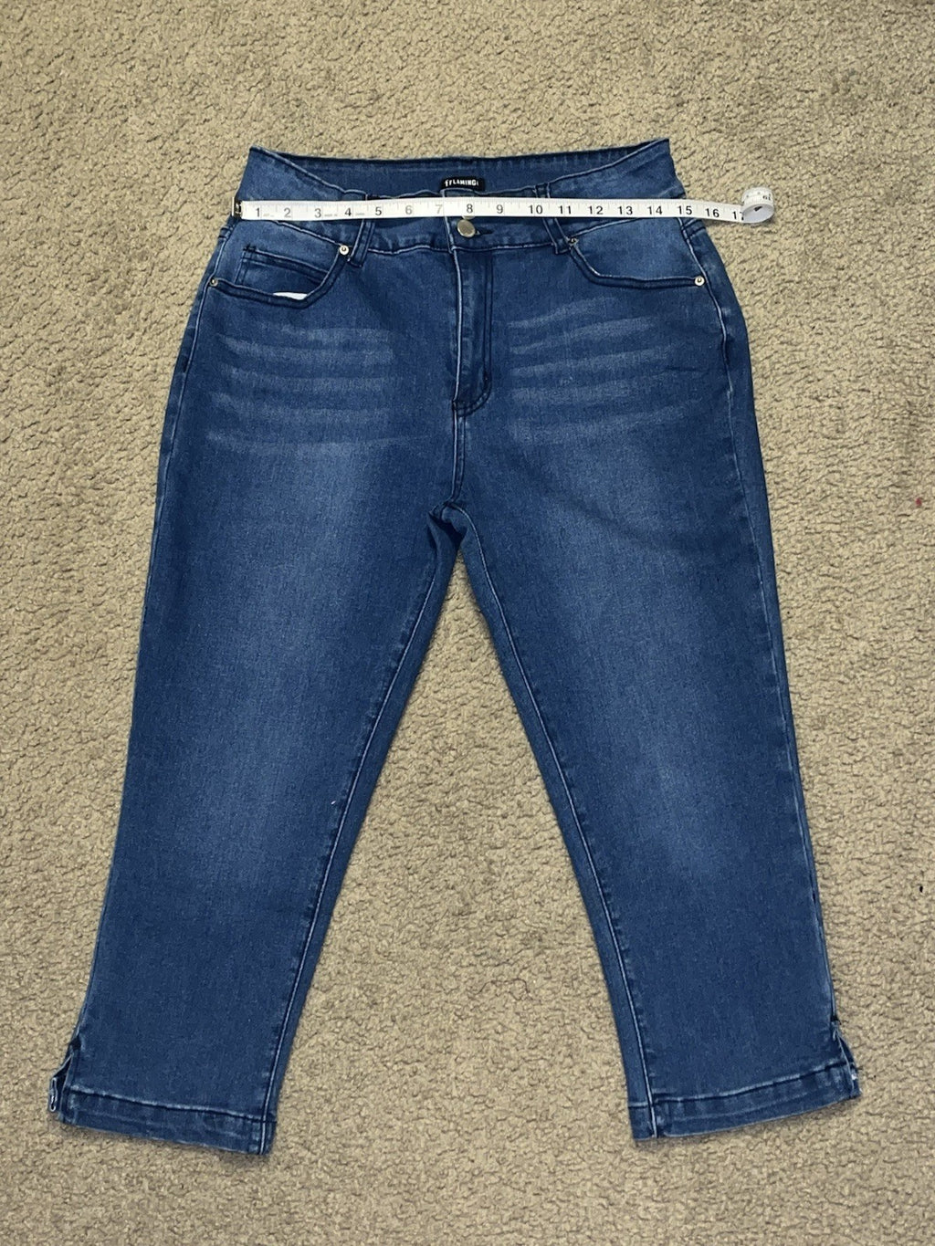 womens flamingo jeans Capris Blue Double Button Size XL