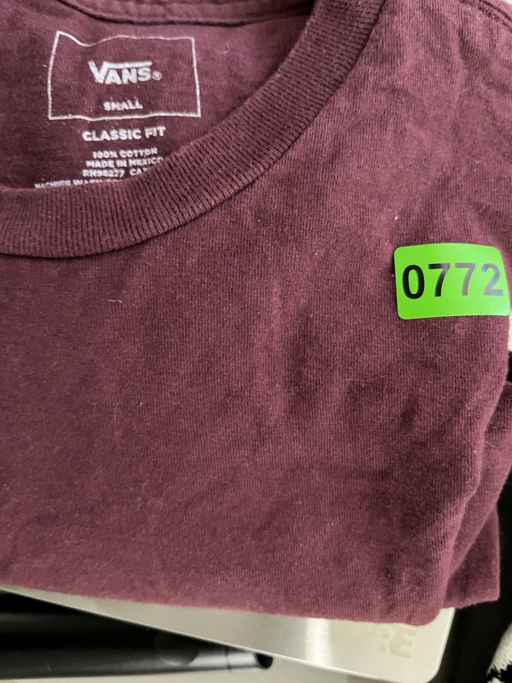 Vans off the wall burgundy graphic T-shirt size small men’s short sleeve
