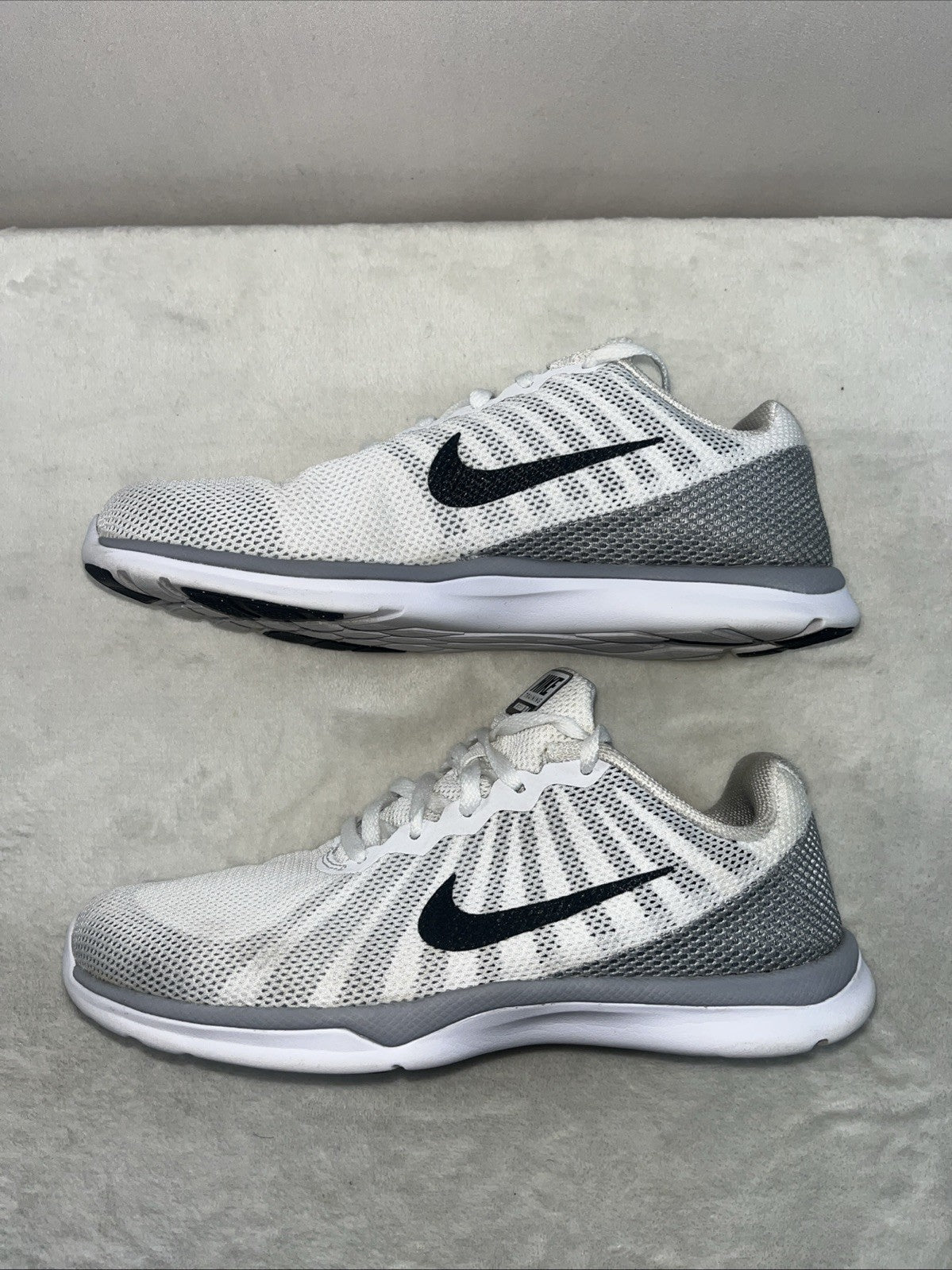 Size 8 - Nike In-Season TR 6 White W