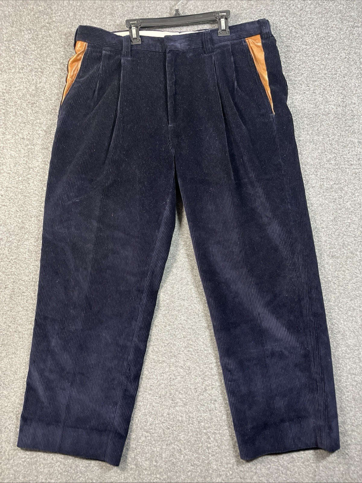 Vintage Orvis Corduroy  Men’s Pants Blue 36x30 Leather Pockets Clasp Button