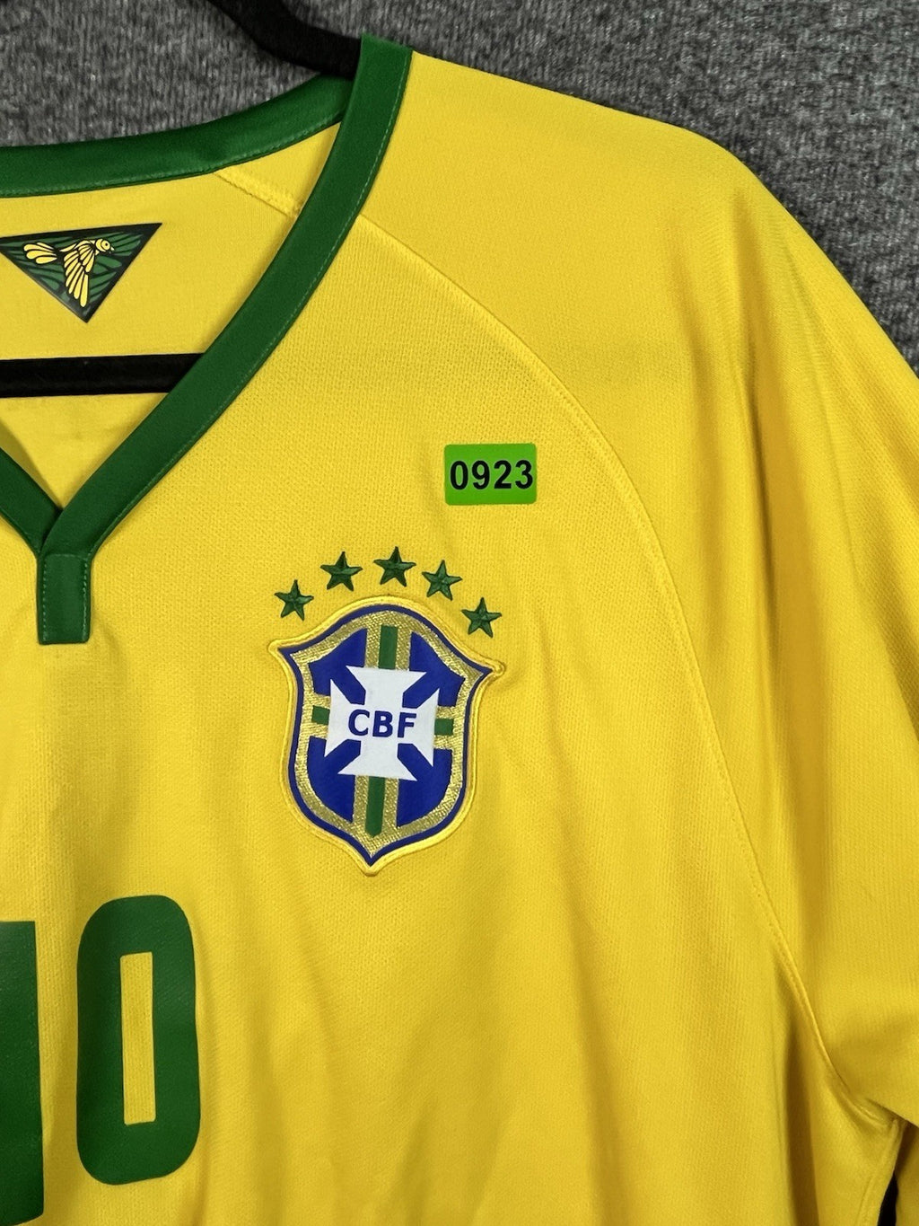 VTG Nike Brazil Nation Football Team PELE number 10 Jersey 2XL Dri Fit Yellow 