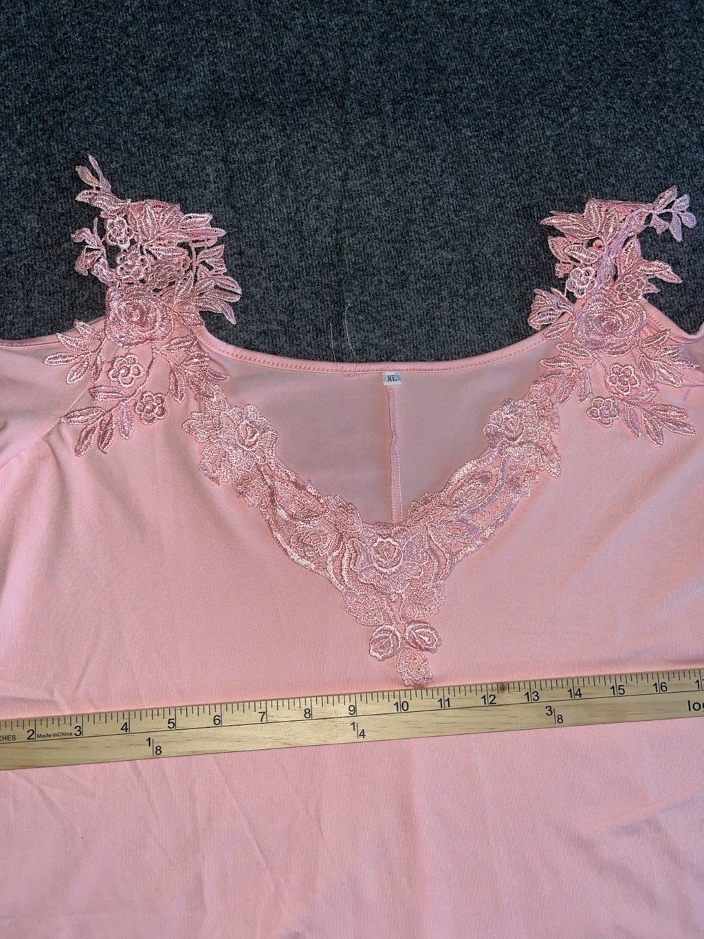 Women’s  XL Blouse Lace Shoulders Pink Short Sleeve 