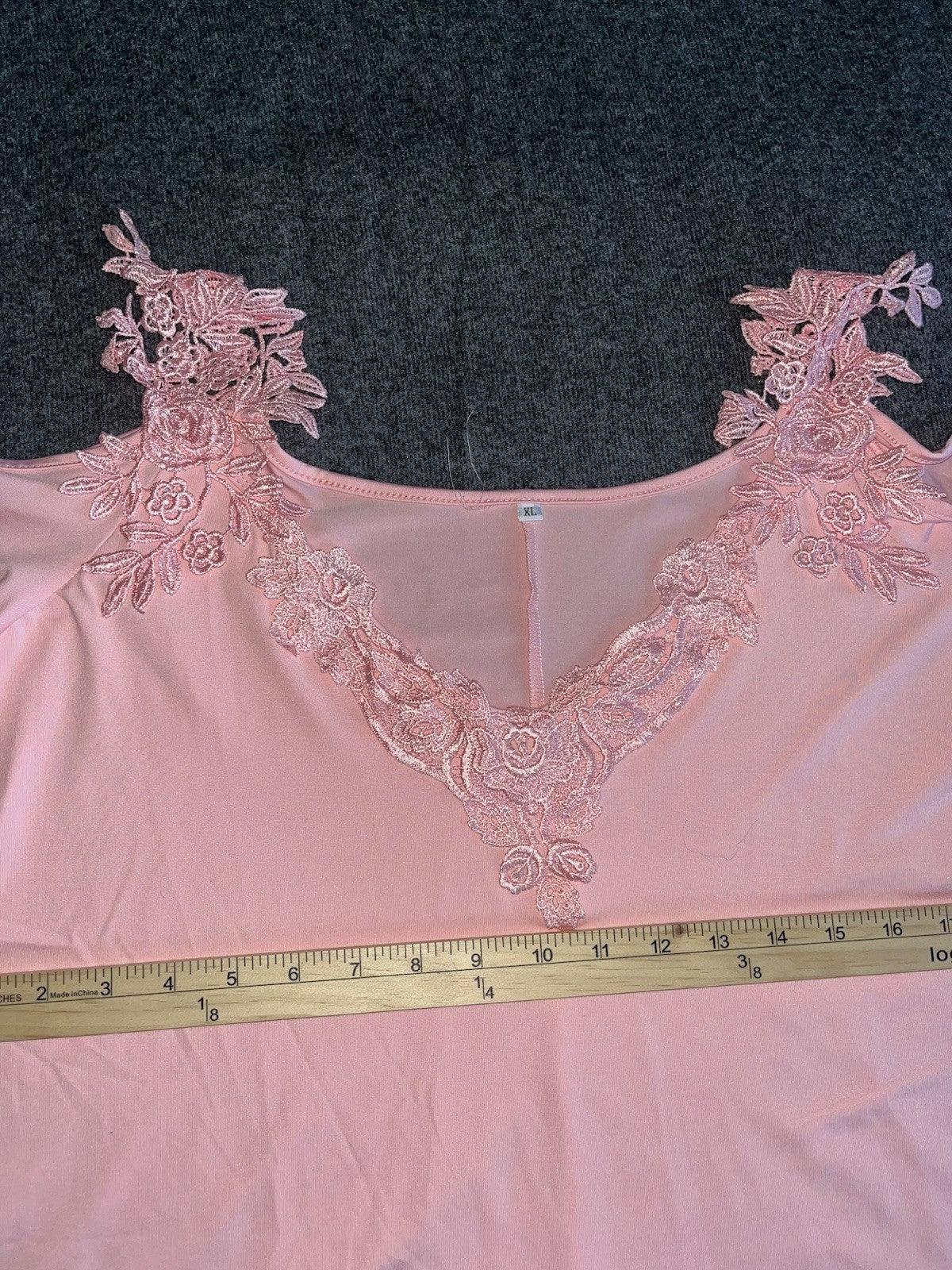 Women’s  XL Blouse Lace Shoulders Pink Short Sleeve 