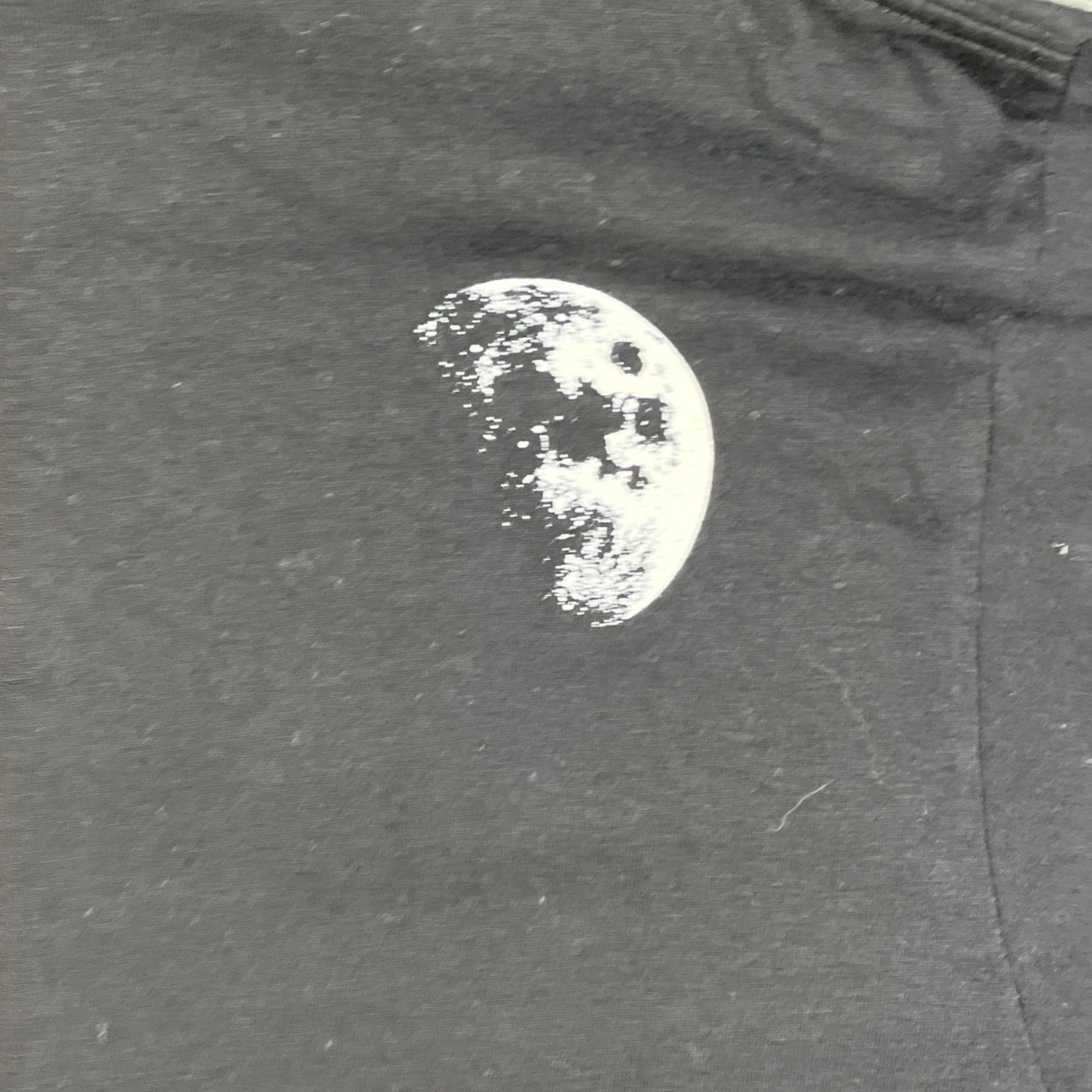 Nike Men’s Graphic Dog And Moon T shirt Black XL Short Sleeve Crew Neck 
