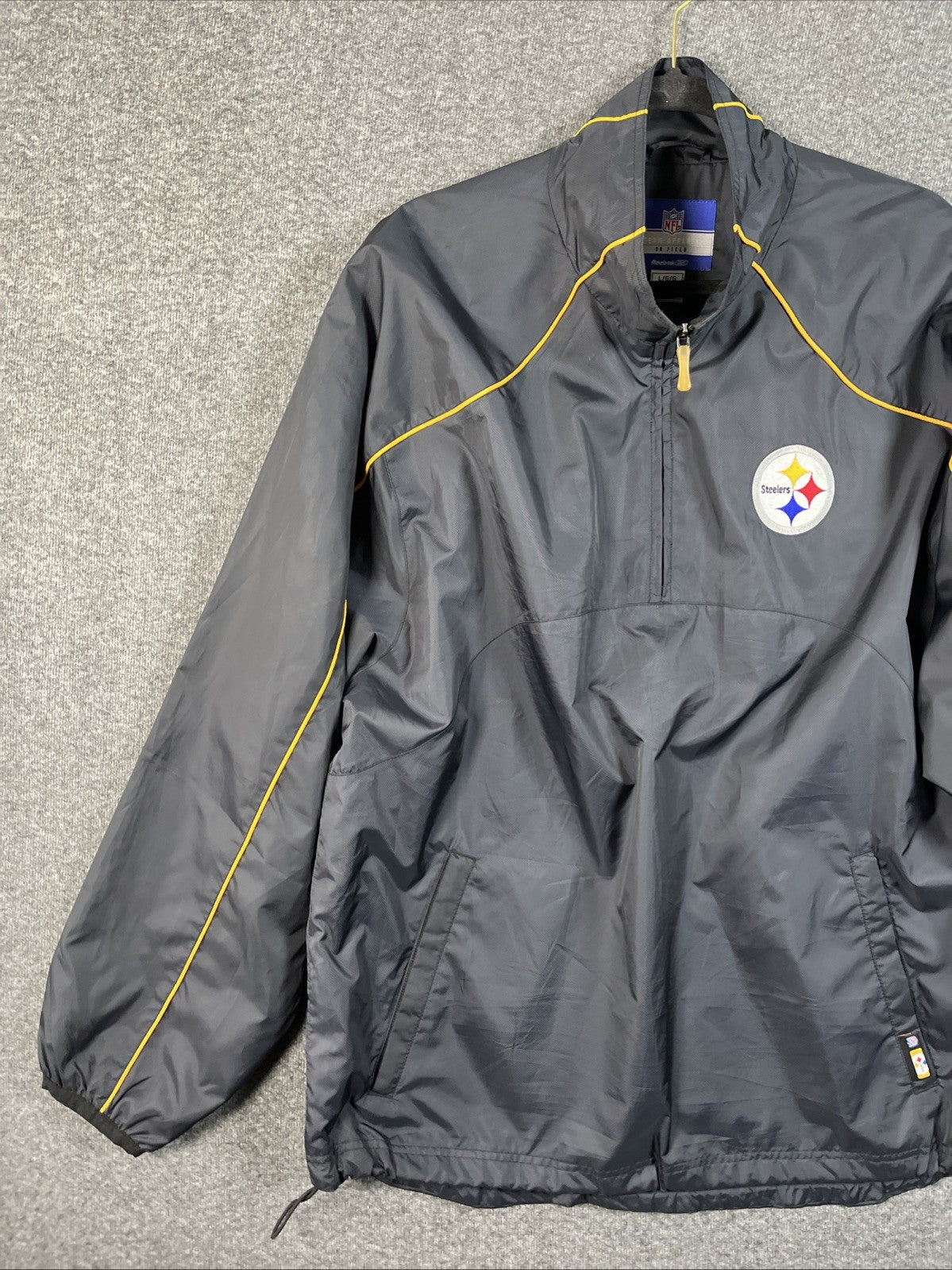 Pittsburgh Steelers Reebok 1/4 Zip Jacket Size Large Pullover Black Yellow