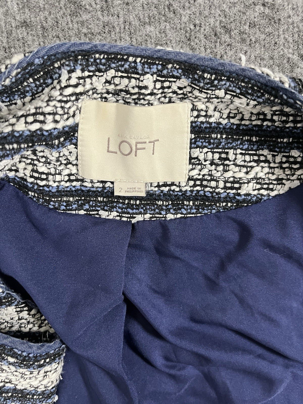 Ann Taylor Loft Blue Two Tone Striped Zip Front Blazer Jacket Collarless Size 2