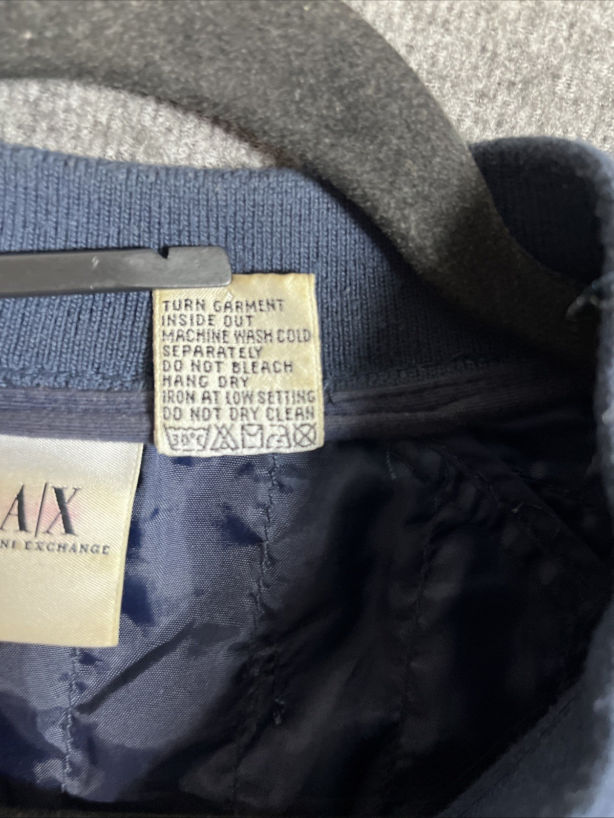 Armani exchange men’s bomber jacket Blue vintage Full zip extra large