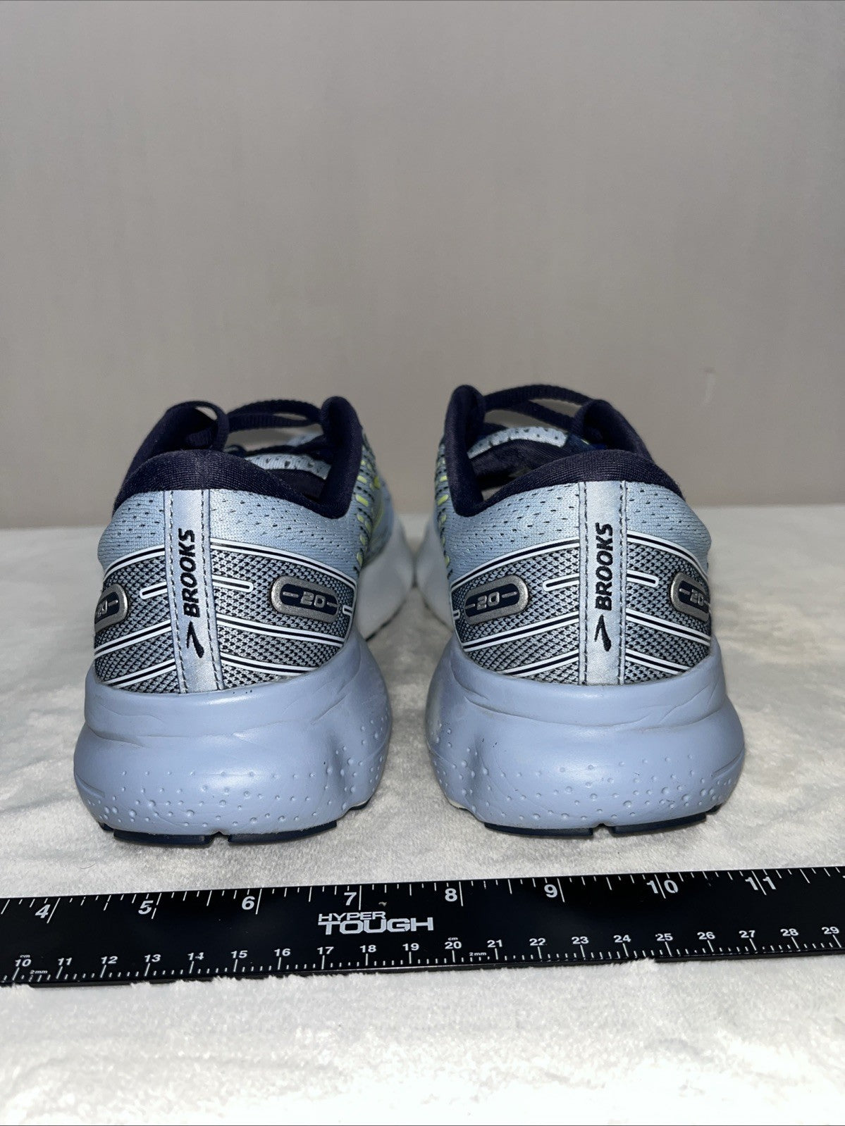 Size 8.5 - Brooks Glycerin GTS 20 Light Blue Nightlife W