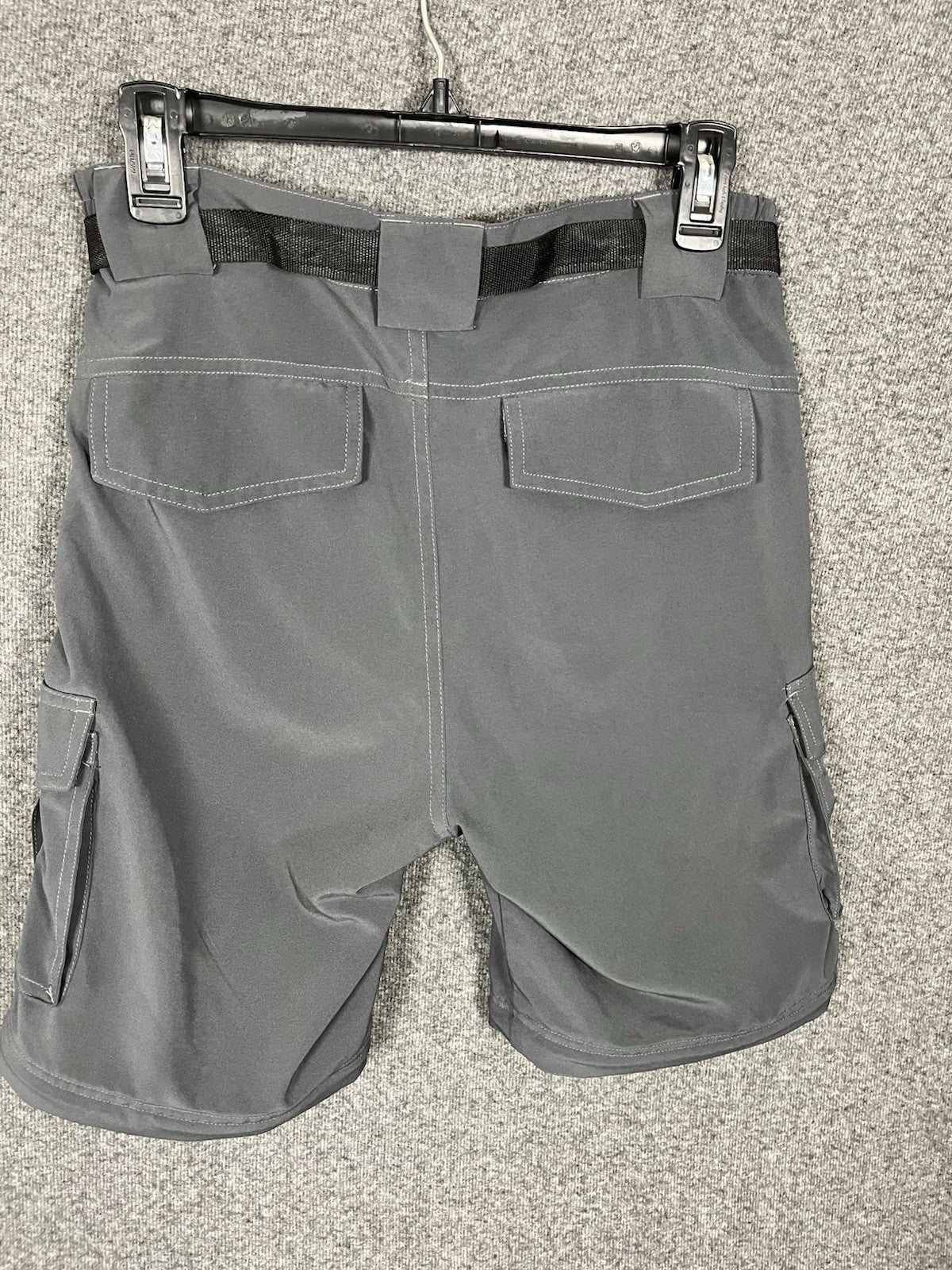 NORTH FACE Mens Cargo Shorts Gray Belted Size M Hiking Nature Active 9" inseam !