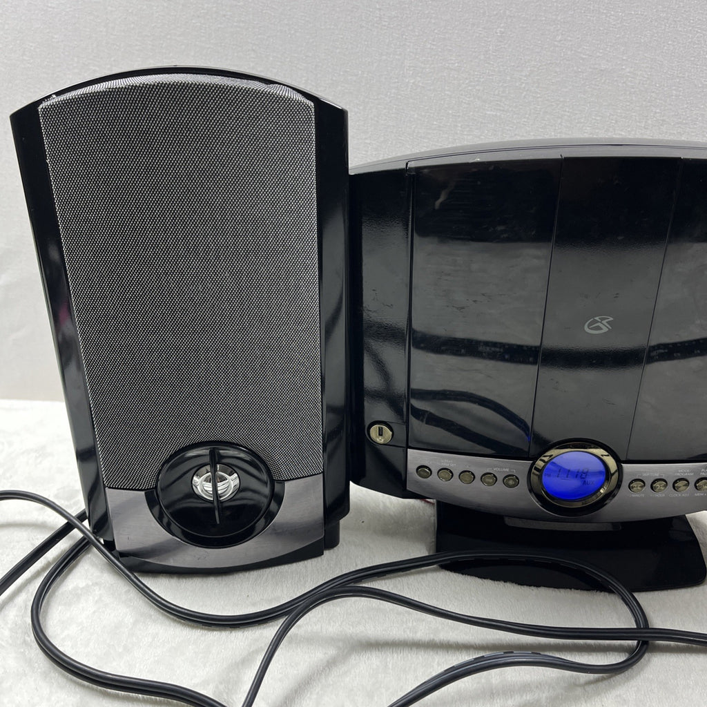 GPX HM3817DTBK Home Music System with Remote and AM/FM Radio black