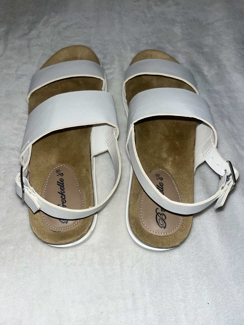 Breckelles new ladies Summer White open toe  Cool Sandals women Size 7