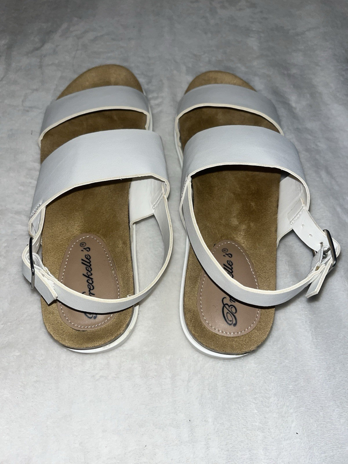 Breckelles new ladies Summer White open toe  Cool Sandals women Size 7