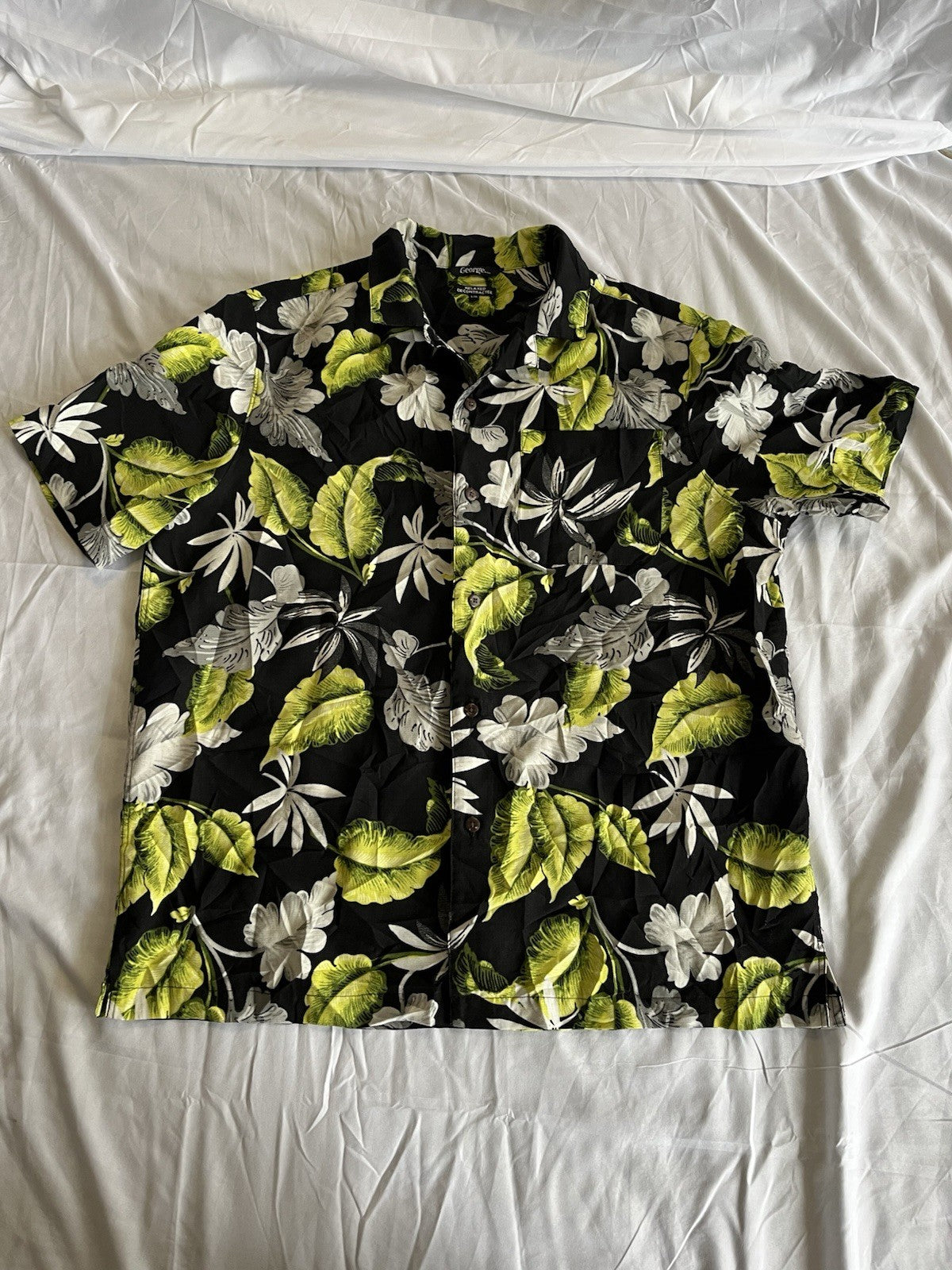 George Hawaiian Shirt Relaxed Fit Black And Green Men’s Floral Size Large 