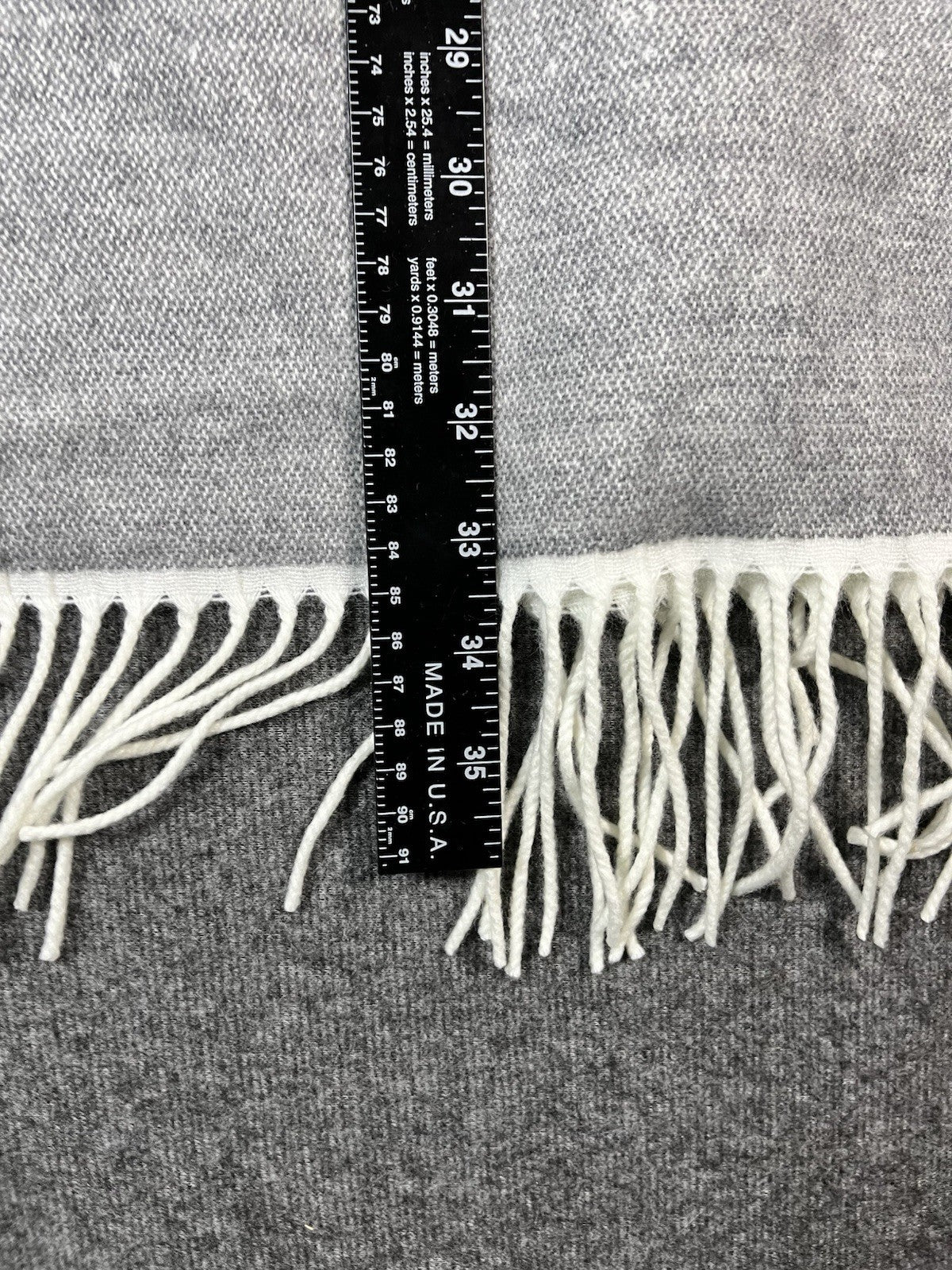 Calvine Klein Women’s Scarf Gray And White One Size Tassels 