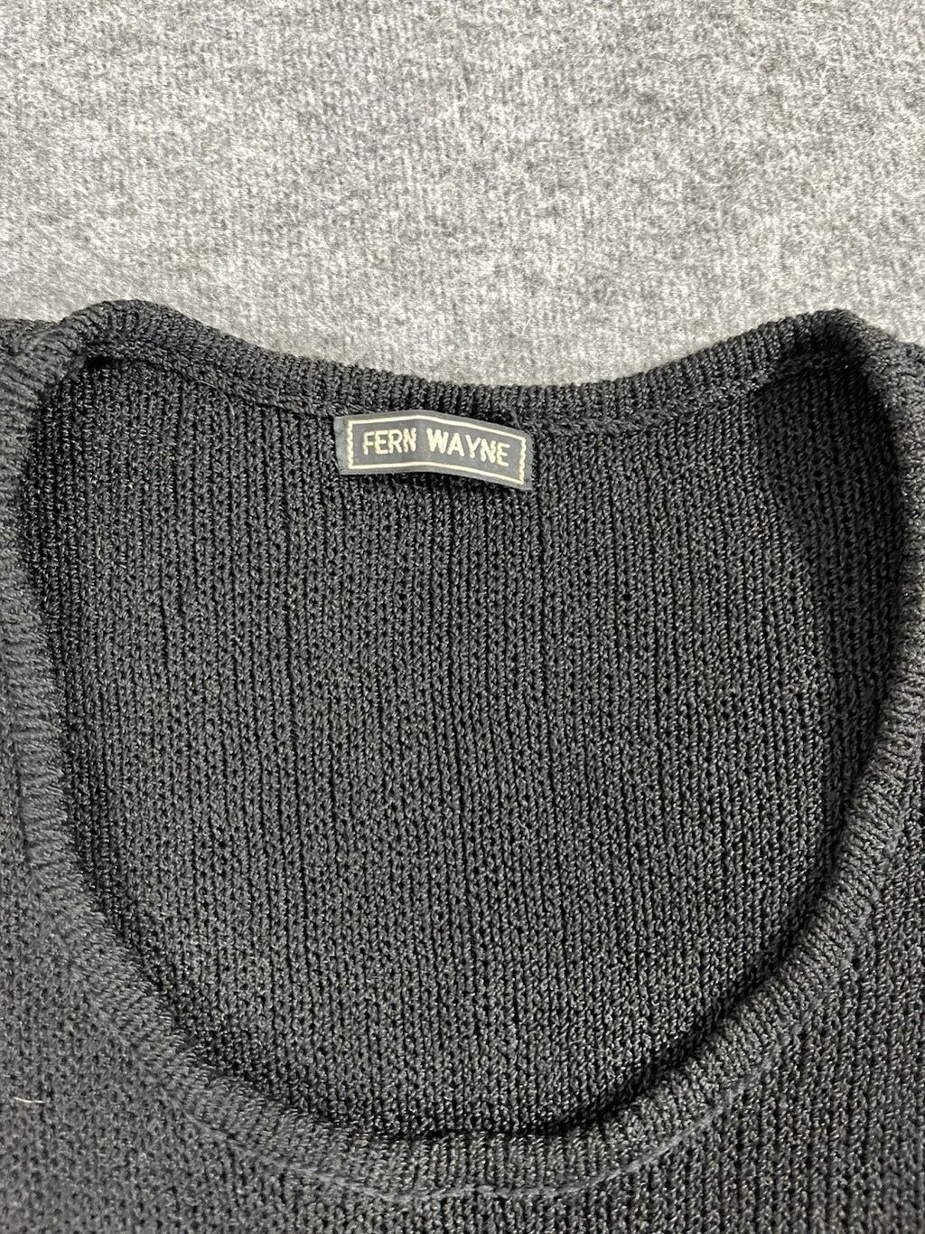 Fern Wayne Black Cashmere Pullover Vest Women’s Black Size Small