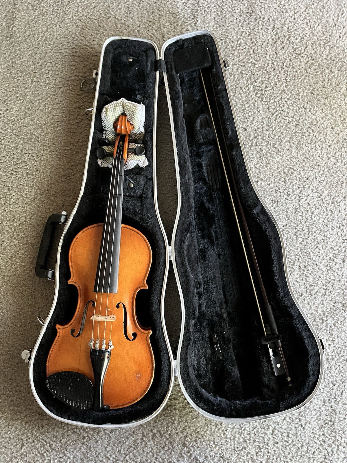 Lewis And Son Violin 3/4 With Bow And Case