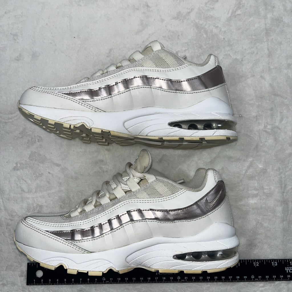Size 6.5 - Nike Air Max 95 OG Hydrangeas W