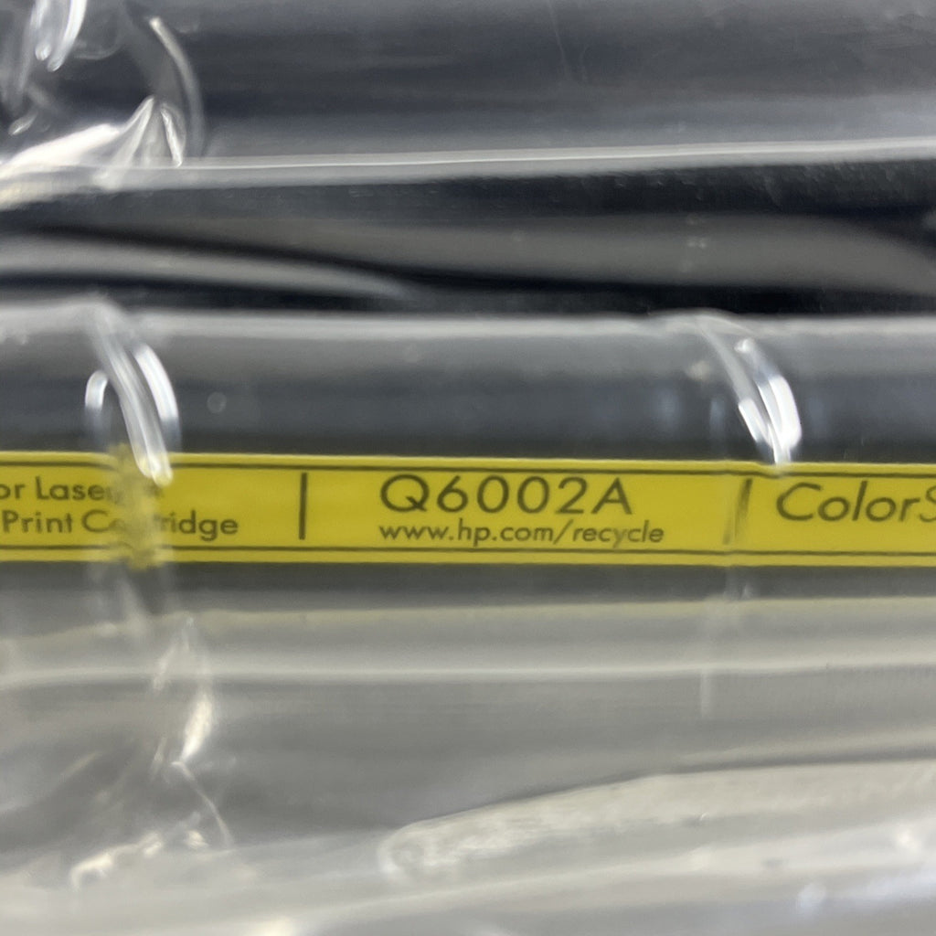 Gen HP 124A Q6002A Yellow Toner Cartridge 1600 2600 CM1015 OEM SEALED BOX