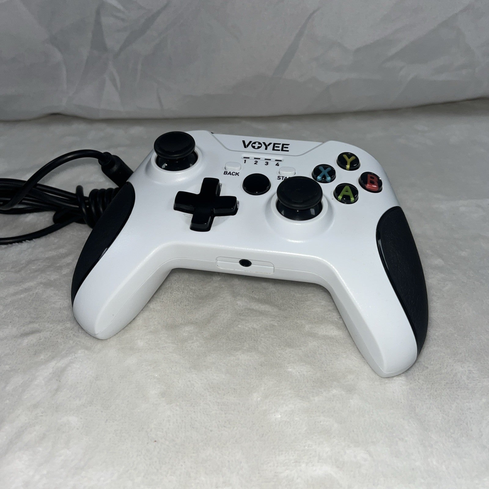 Xbox 360 Voyee Controller White NJ313 4 Channel White Untested