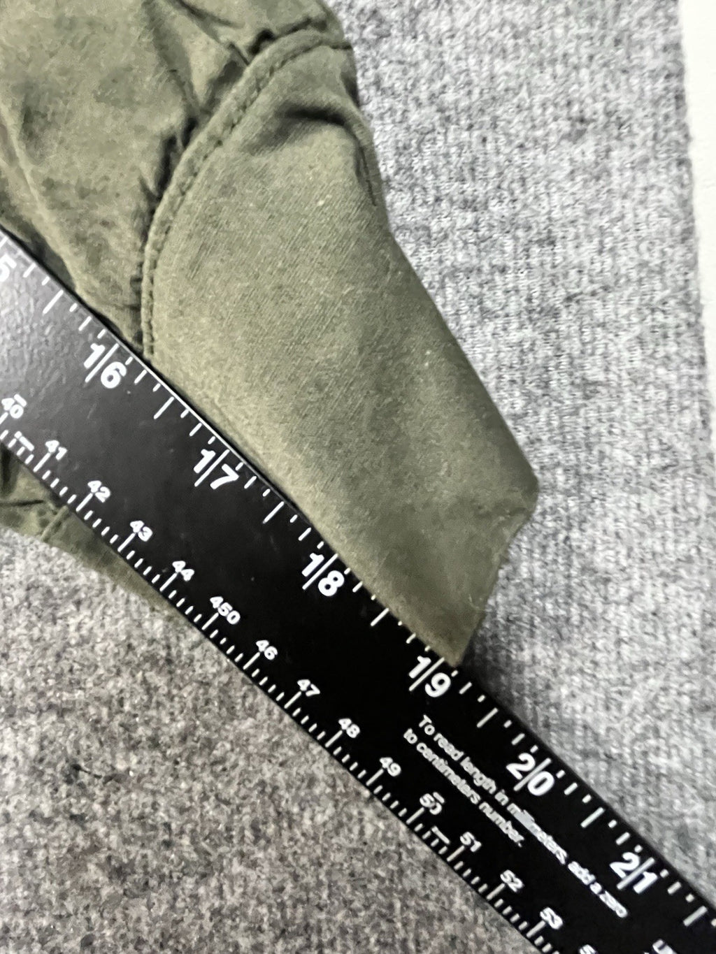 Boohoo cinched-waist shirt dress in olive green Women Size 14 