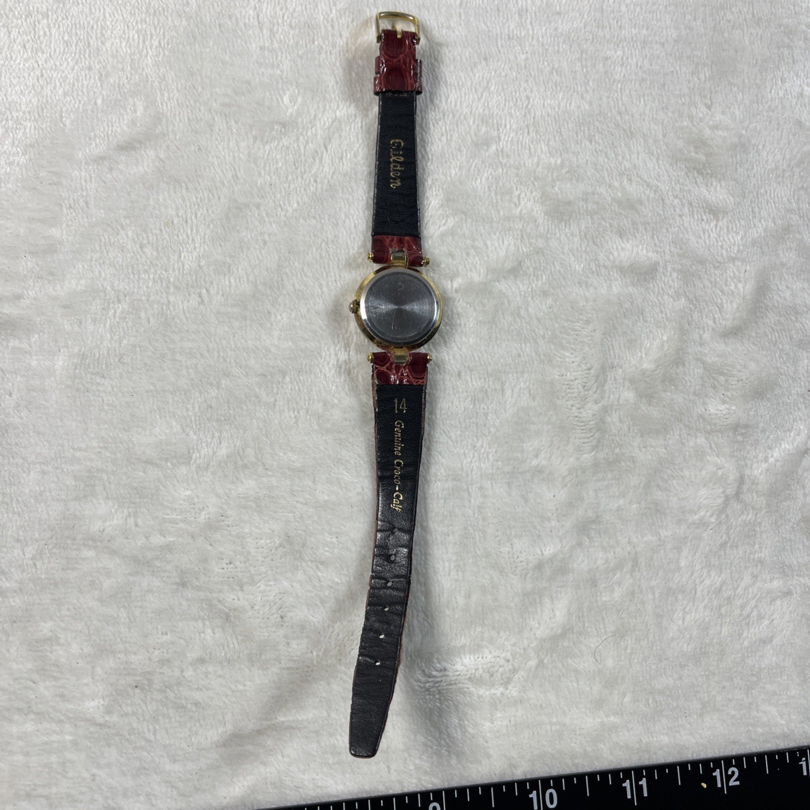 GUCCI 3000.2.L 25mm Gold Dial Qz Women's Vintage Watch