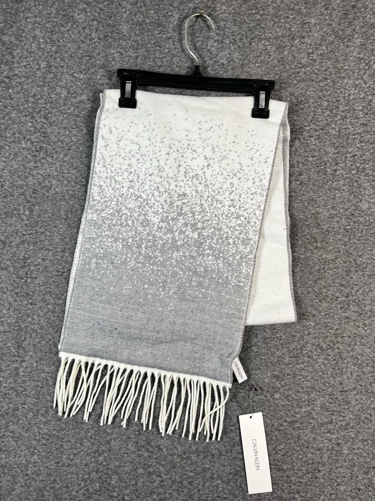 Calvine Klein Women’s Scarf Gray And White One Size Tassels 