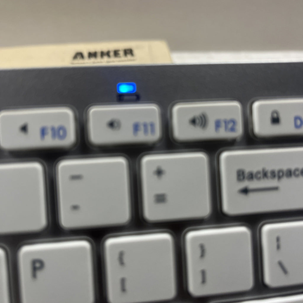 Bluetooth Wireless Keyboard Compatible With Mac Or Windows Silver QWERTY Battery