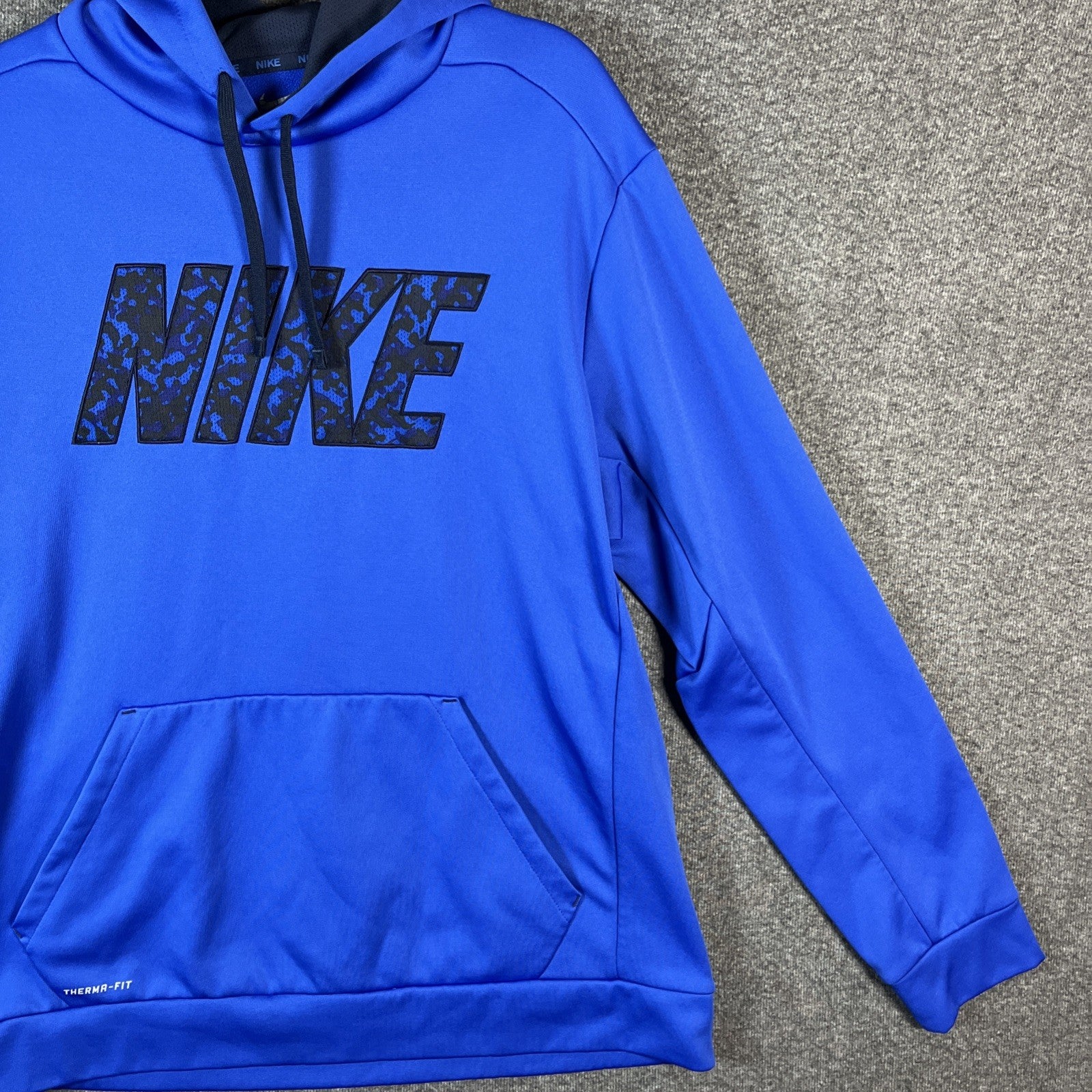 Nike blue thermal fit hoodie extra large men’s 100% polyester activewear pull on