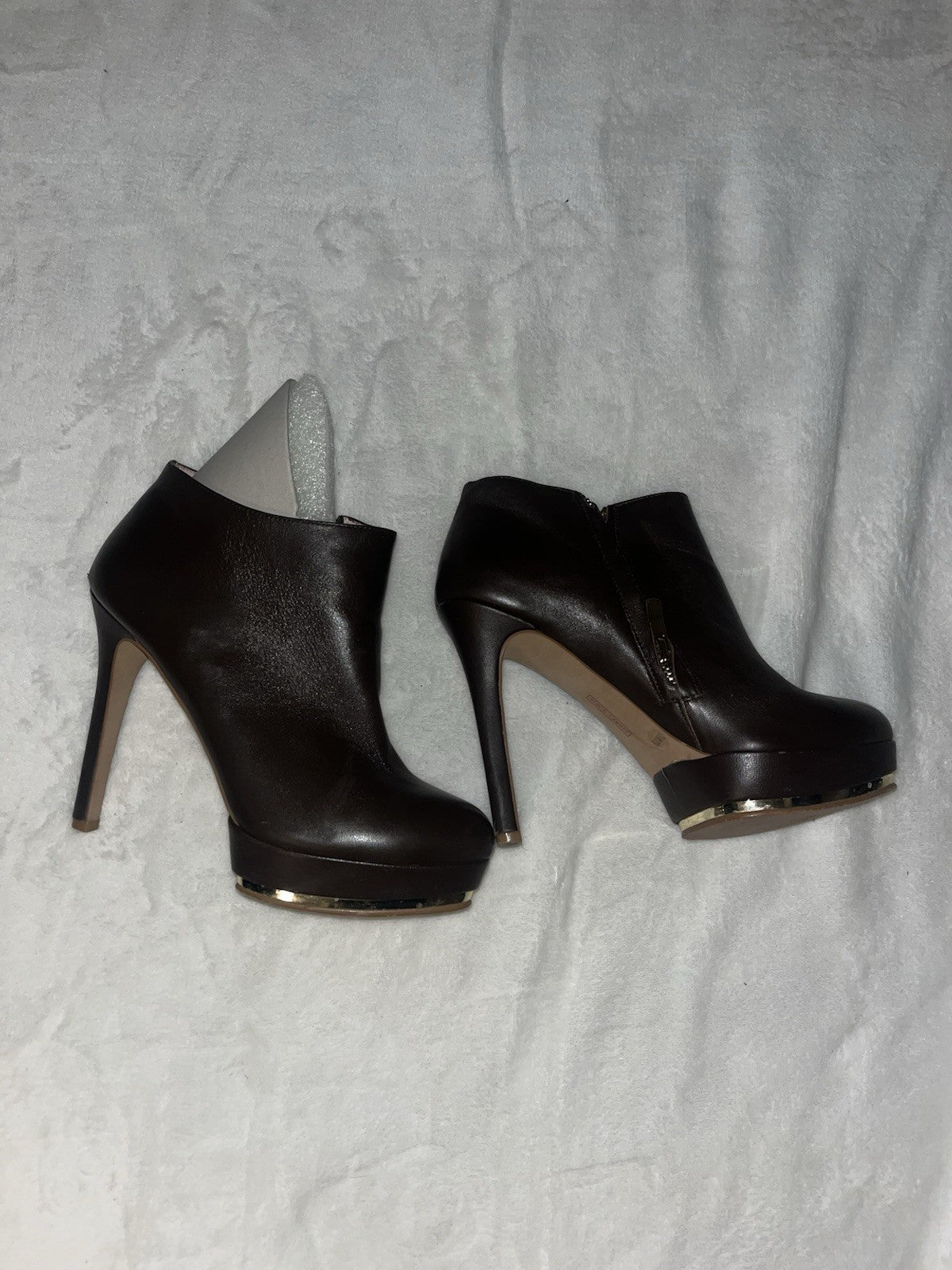 Vince Camuto Dira Booties High Heel Women’s Brown Platform Zipper 7.5M Leather