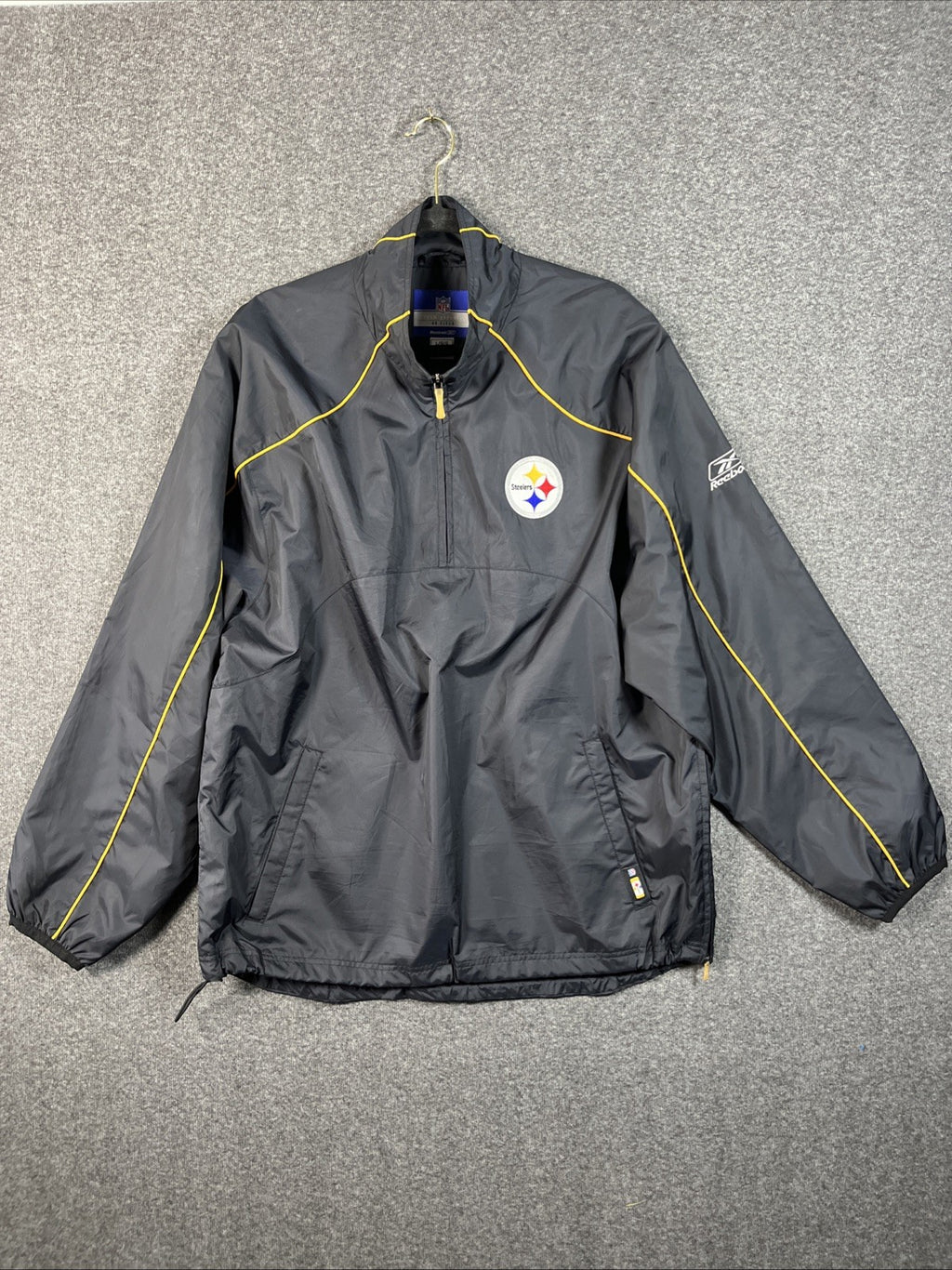 Pittsburgh Steelers Reebok 1/4 Zip Jacket Size Large Pullover Black Yellow