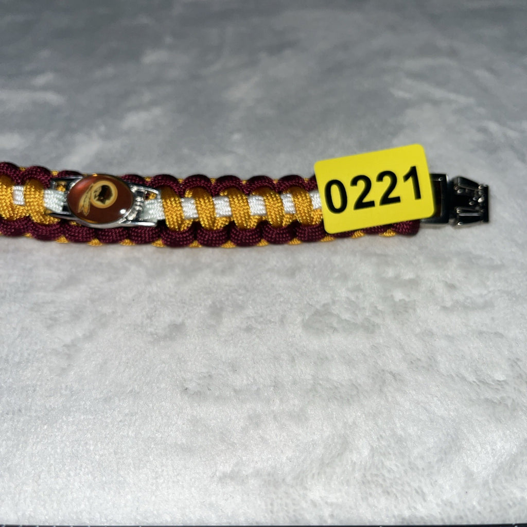 Redskins Bracelet Handmade Shoe String Burgundy And Gold Logo Center Metal Clasp