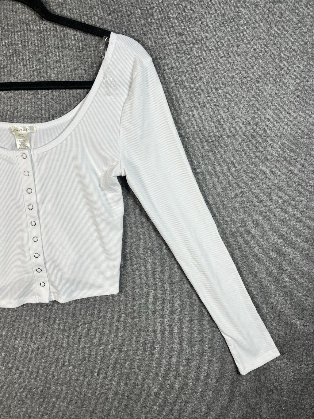 Bozzolo white long-sleeve ribbed crop top button-down front L Off Shoulder 