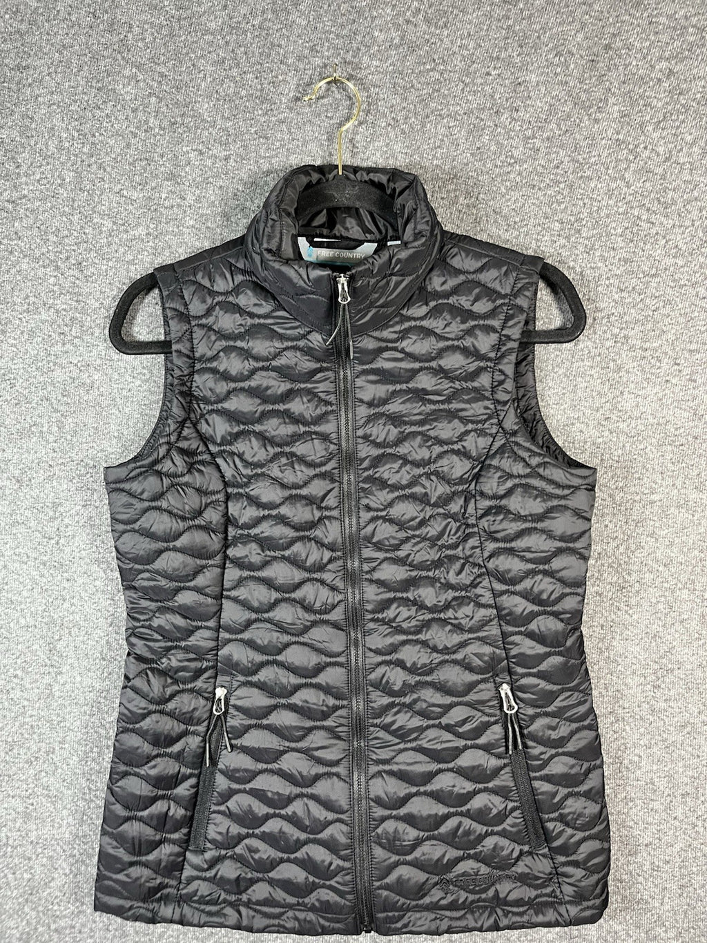 Free Country women’s small quilted black puffer vest