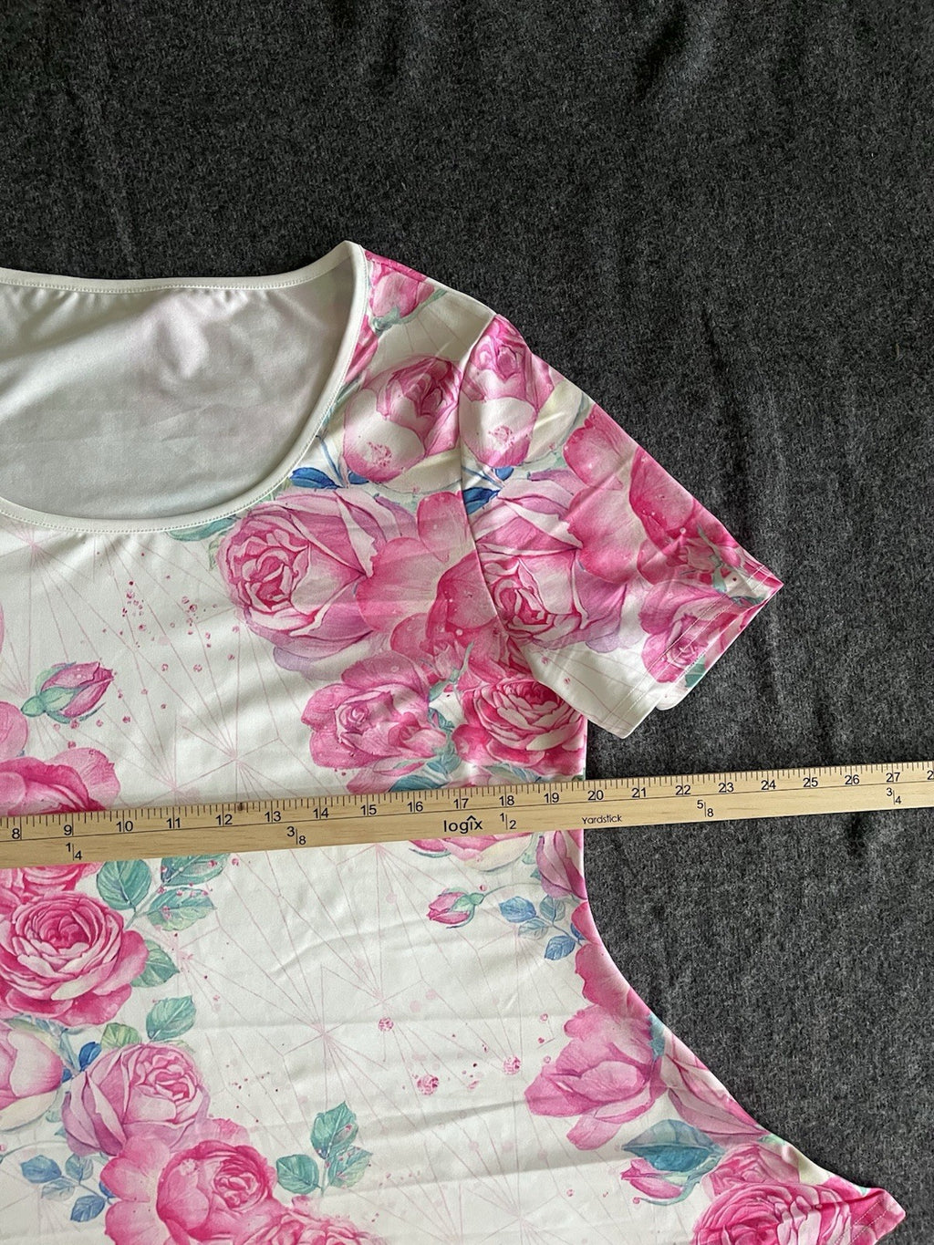 Woman’s 2 Piece Outfit Floral Print Peplum Top Capris Pink White 