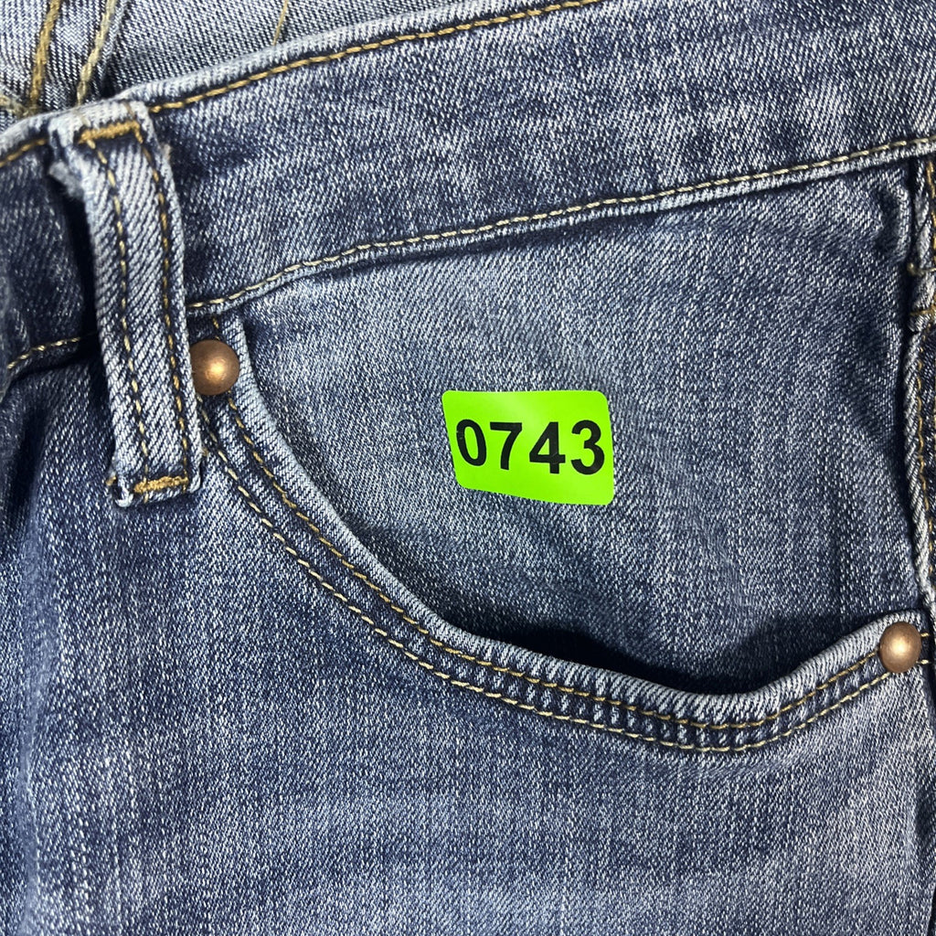 Wrangler jeans relaxed boot cut men’s blue denim size 36×30 zipper button flower