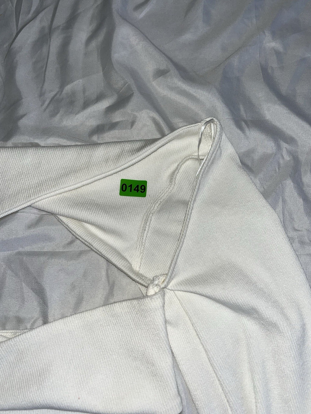 Women’s Long Sleeve Backless Top Medium White 