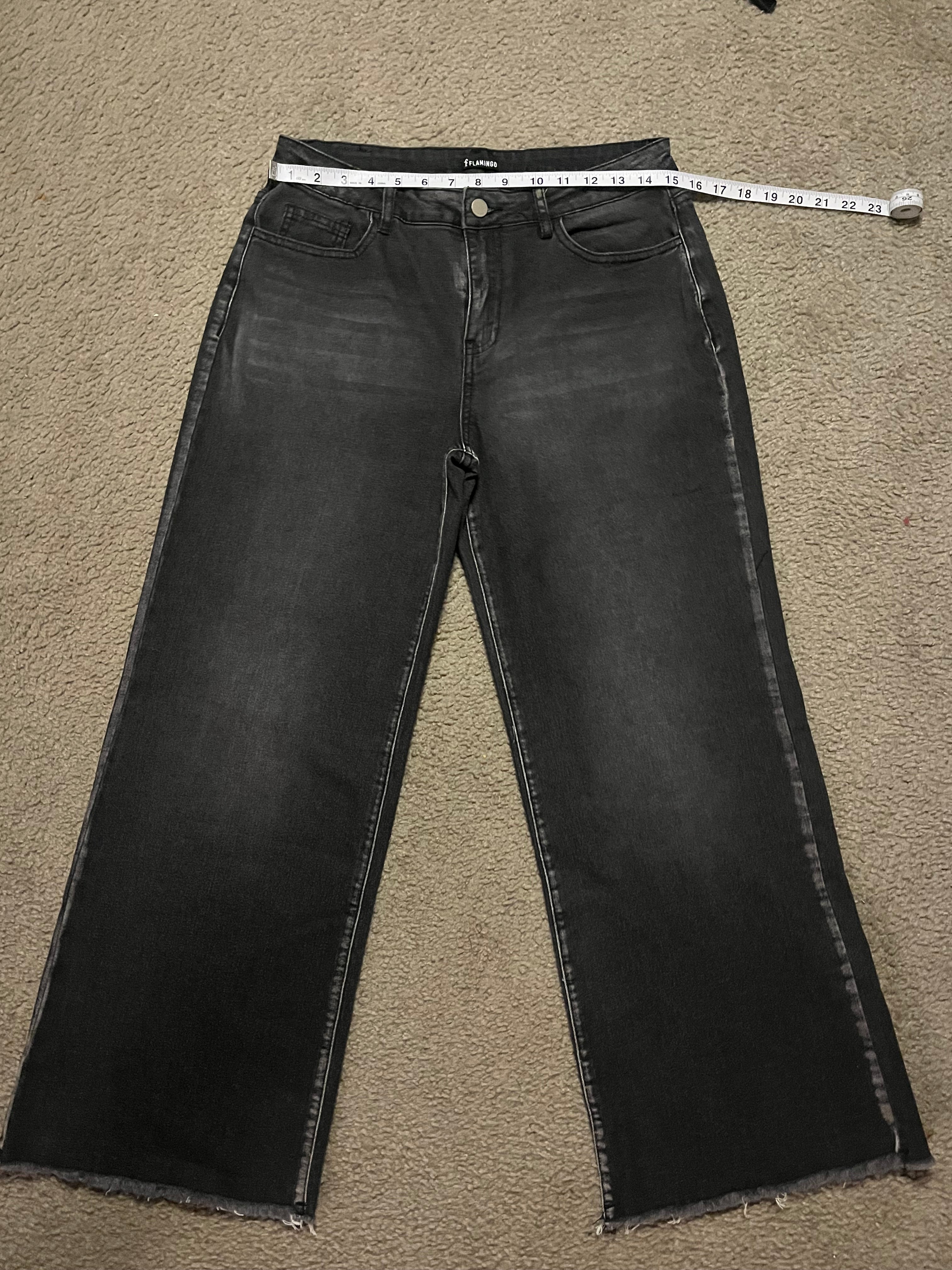 Black Cutoff Flamingals