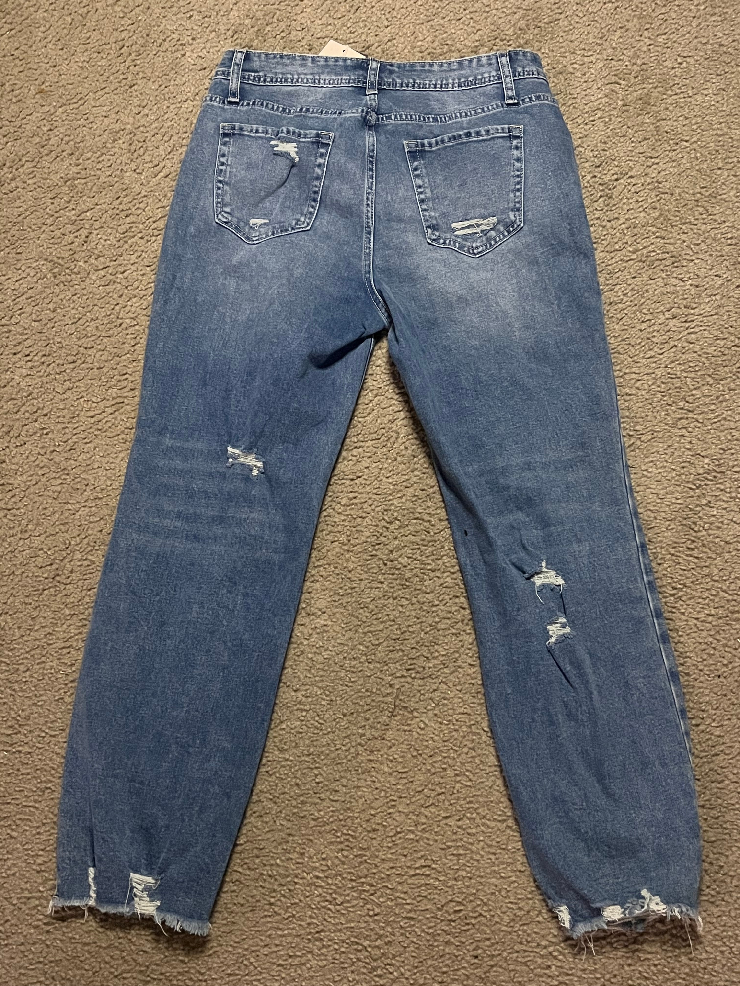 Distressed ripped Jeans