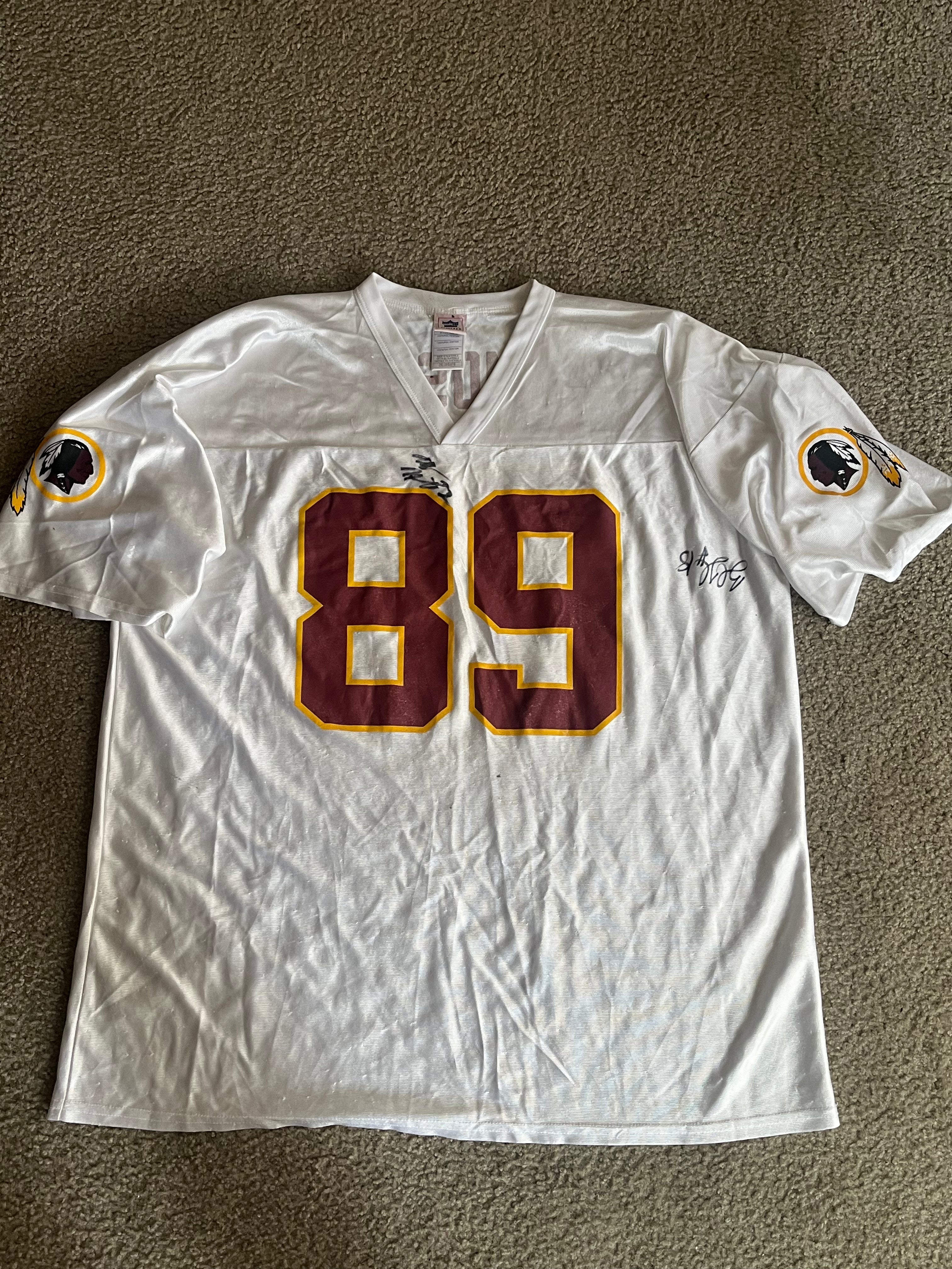 Santana Moss Redskins jersey