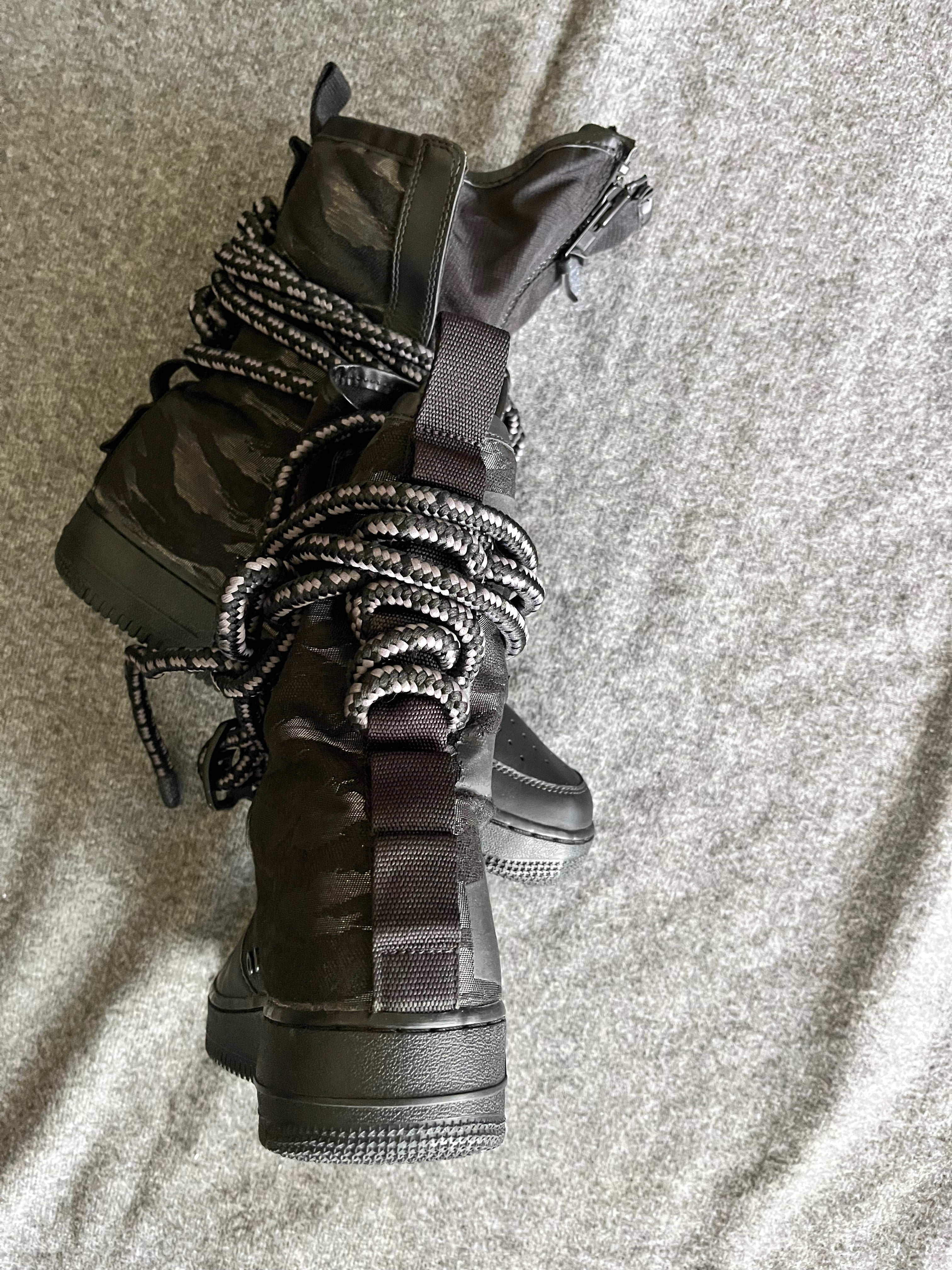 Nike Air force 1 sneaker boots Black